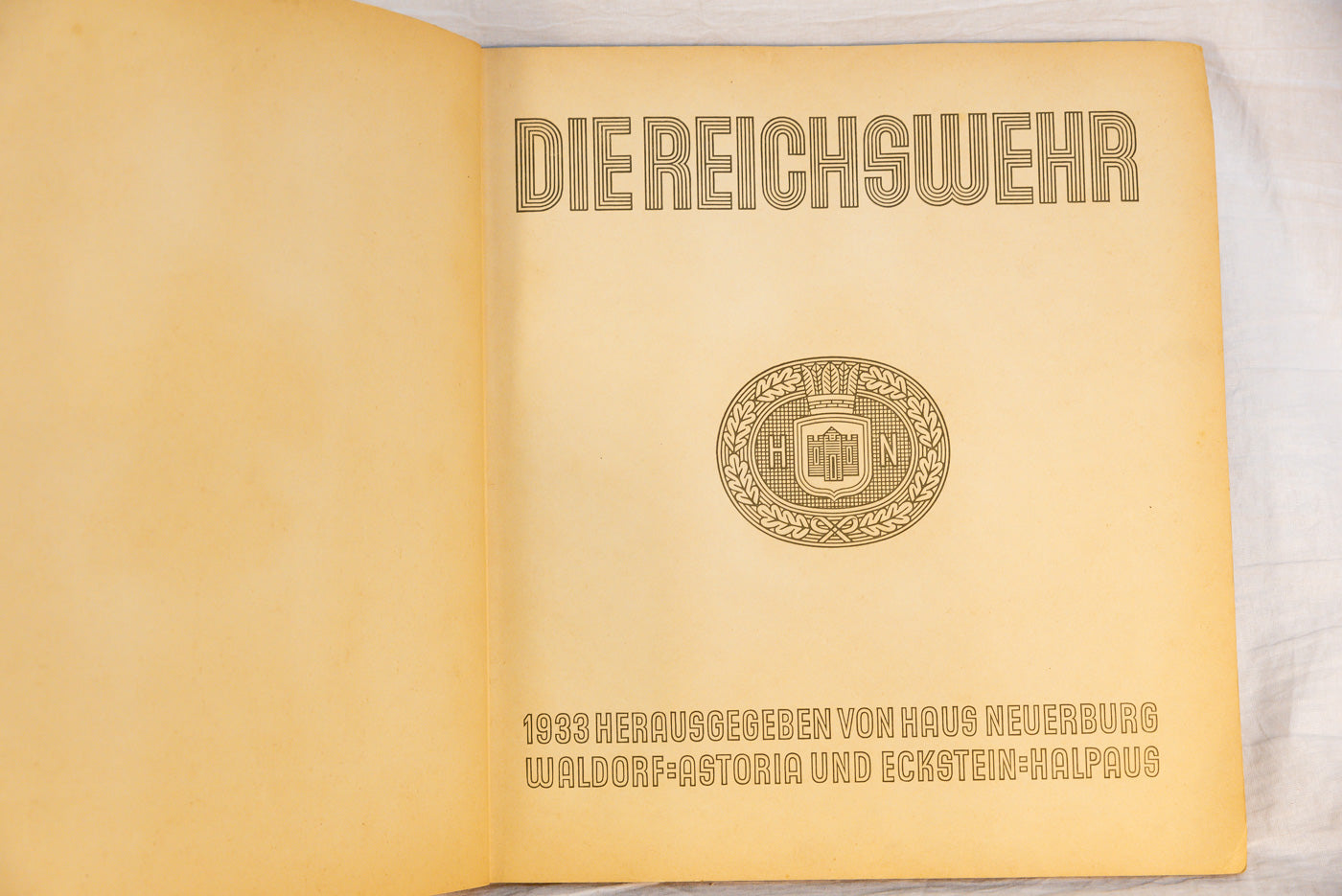 " Die Reichwehr" album figurine 1933