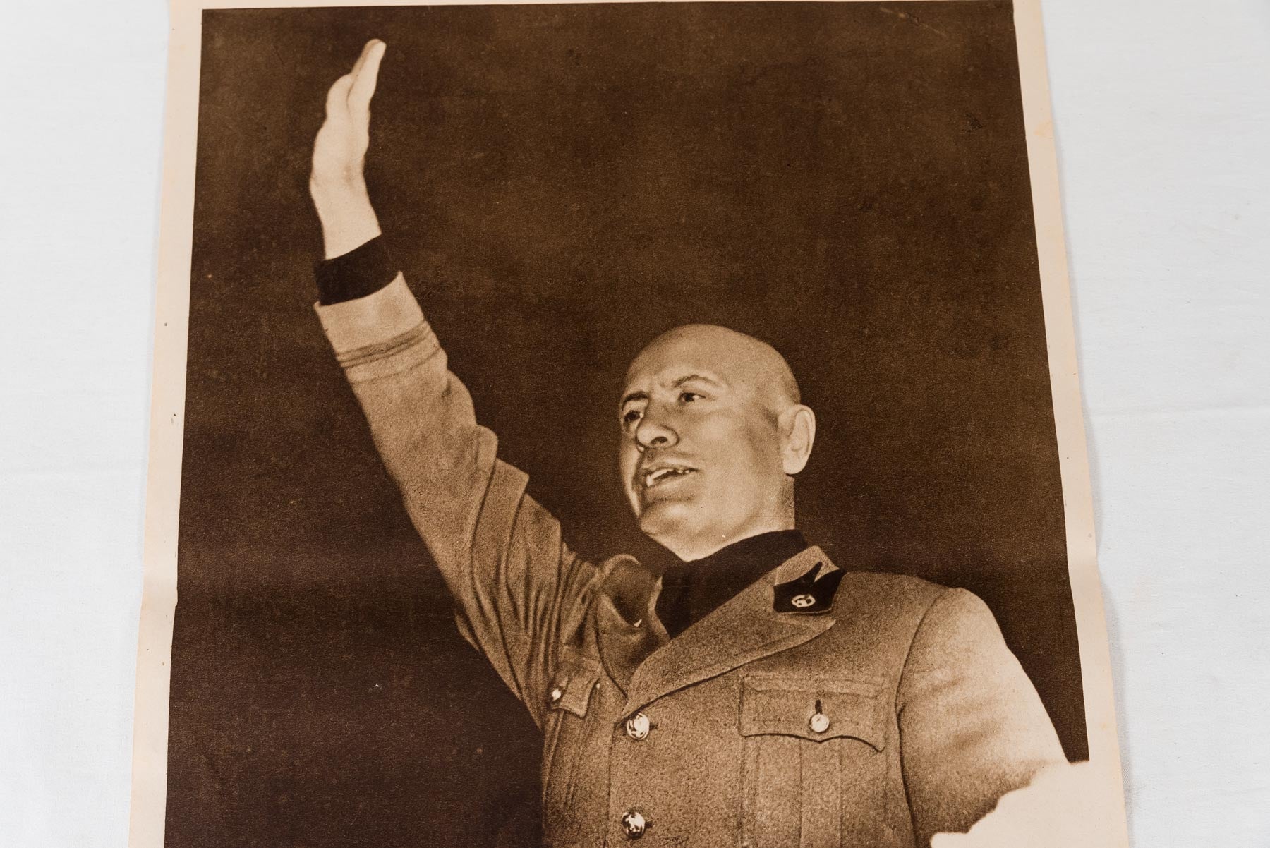 Manifesto Benito Mussolini - Milano 16/12/1945 - cm 50x35
