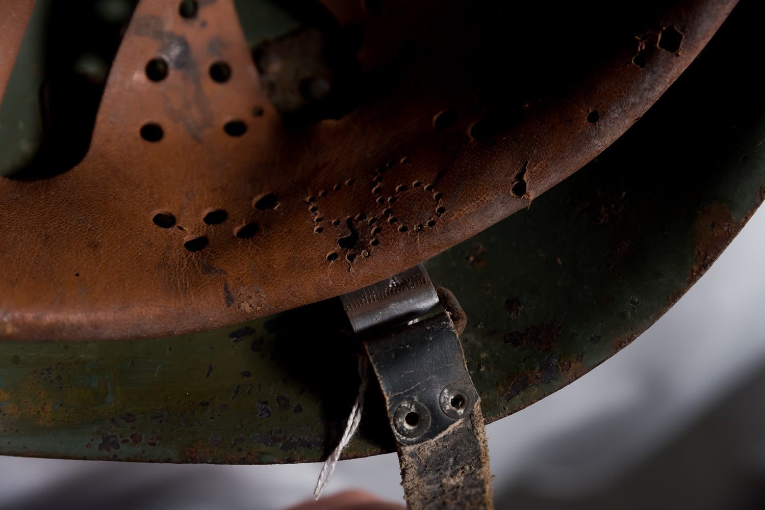 Elmetto M.33 4 fori "cupolare"