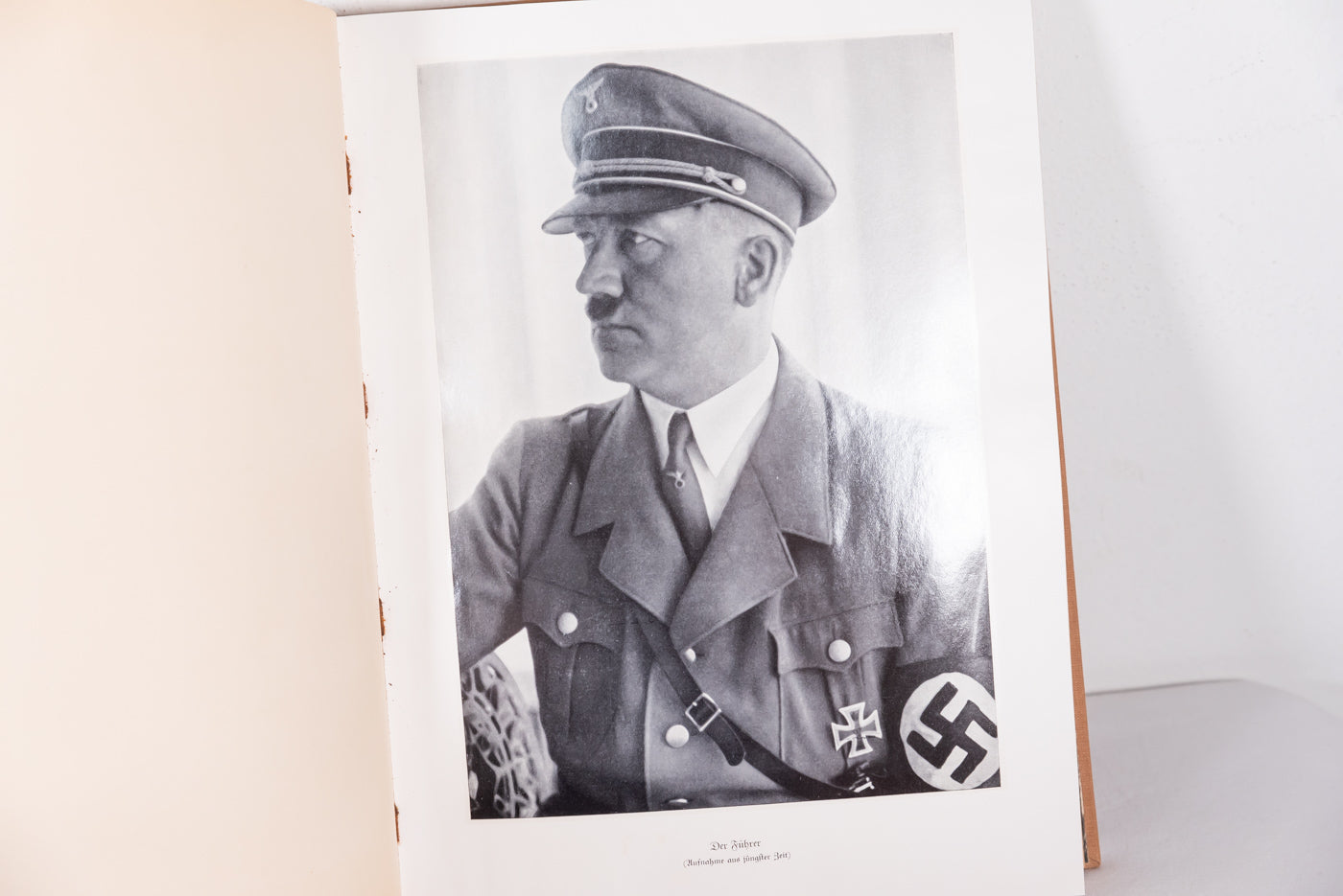 “Deutschland Erwacht”. Album di figurine