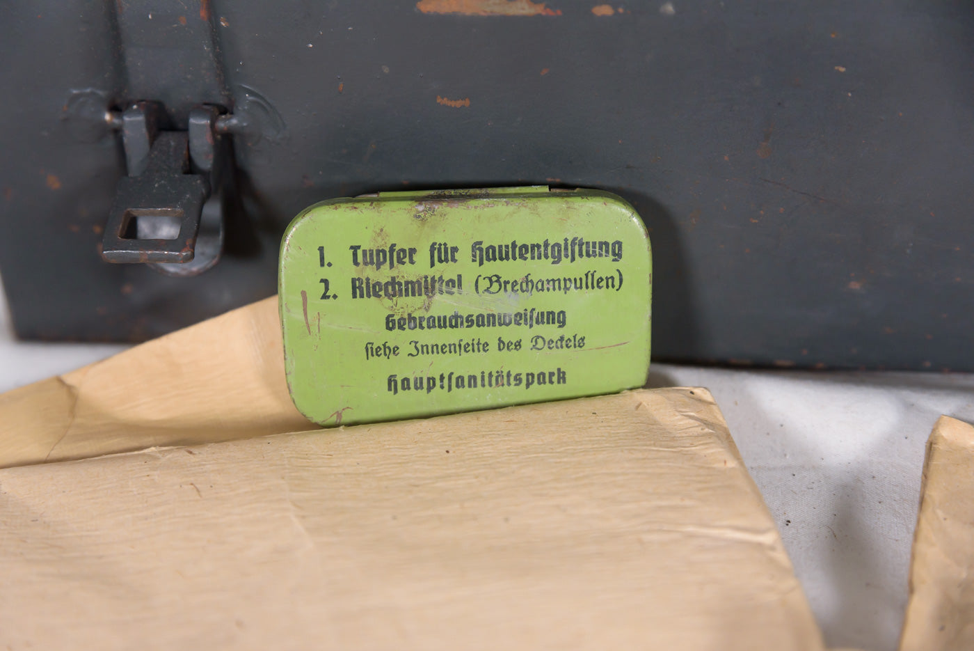 Luftschutz Verbandkasten WW2