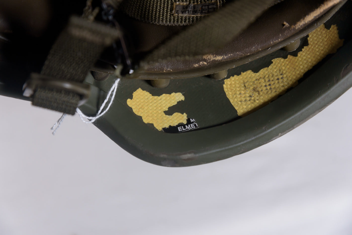 Elmetto Kevlar anni 90' EI (dismesso) Modello F.A. Bk - 3 S fornitura Croata