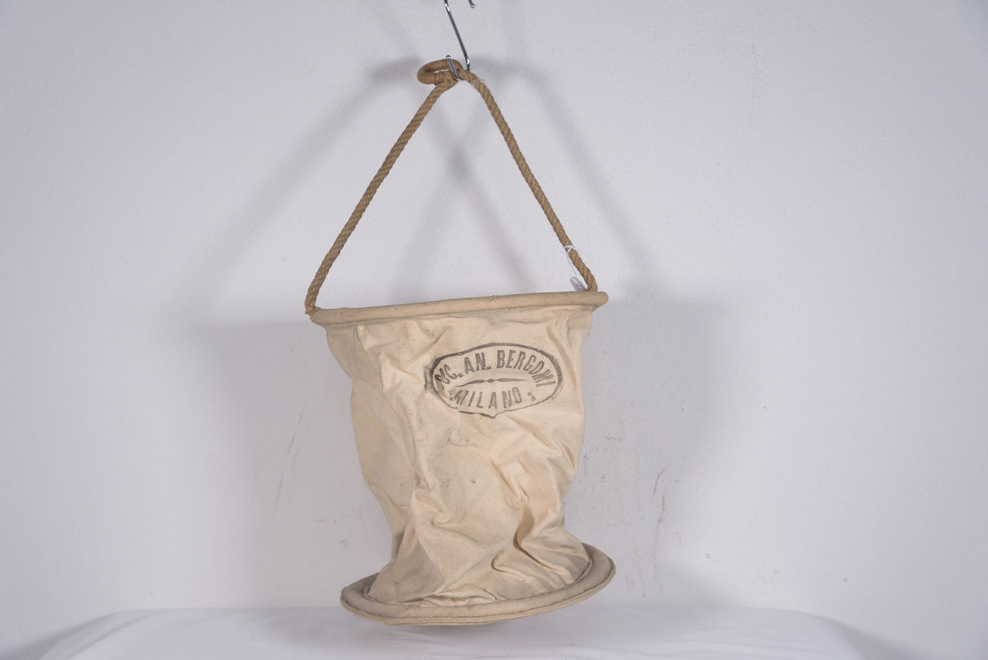 Secchio anti incendio Soc. An. Bergomi - Milano