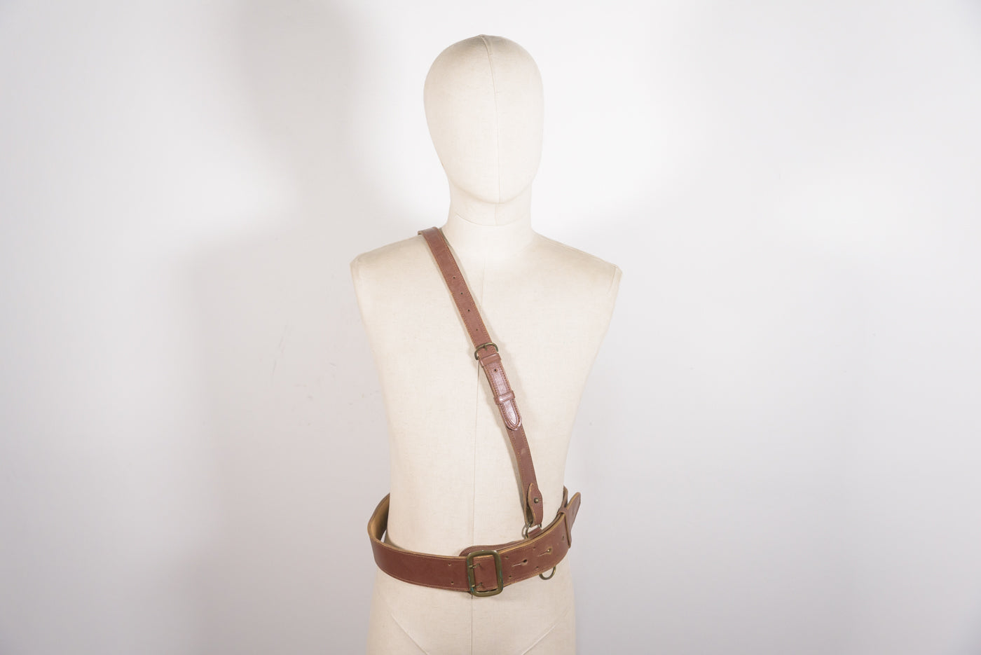 Cinturone “Sam Browne” Ufficiale REI WW2