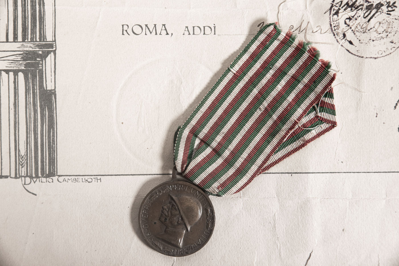 Medaglia "Coniata del bronzo nemico" WW1 con attestato