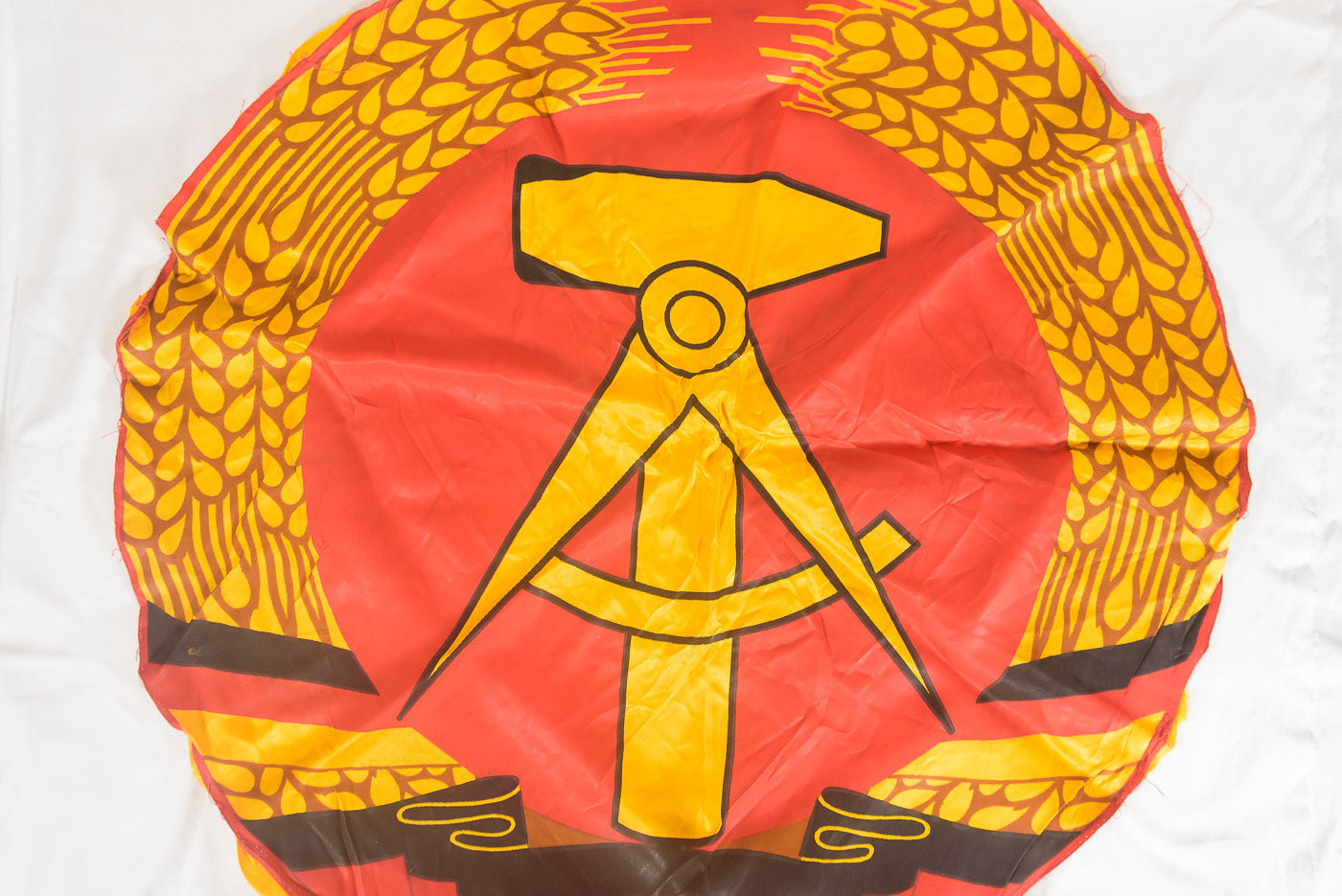Emblema centrale per bandiera DDR - Deutsche Demokratische Republik (1968-1989)