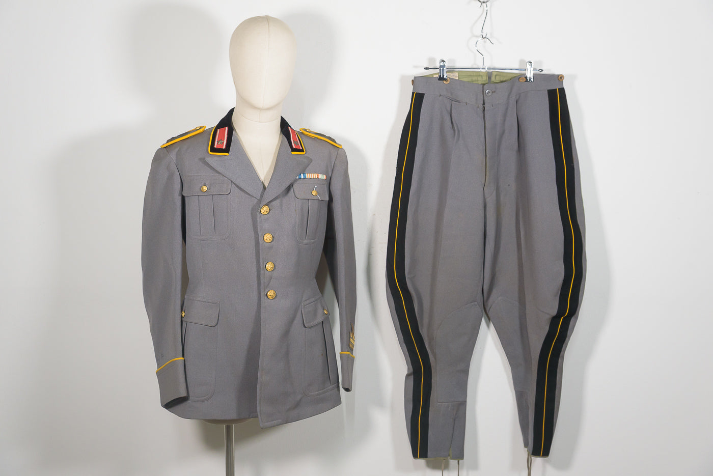Completo M.34 giacca + pantaloni Ufficiale Artiglieria REI