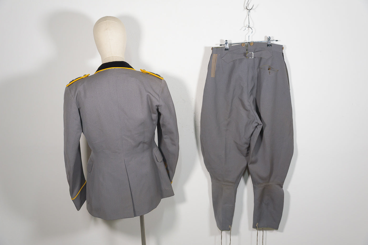 Completo M.34 giacca + pantaloni Ufficiale Artiglieria REI