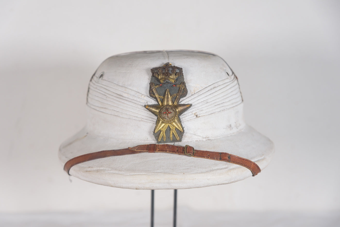 Casco Coloniale Ufficiale Medico REI