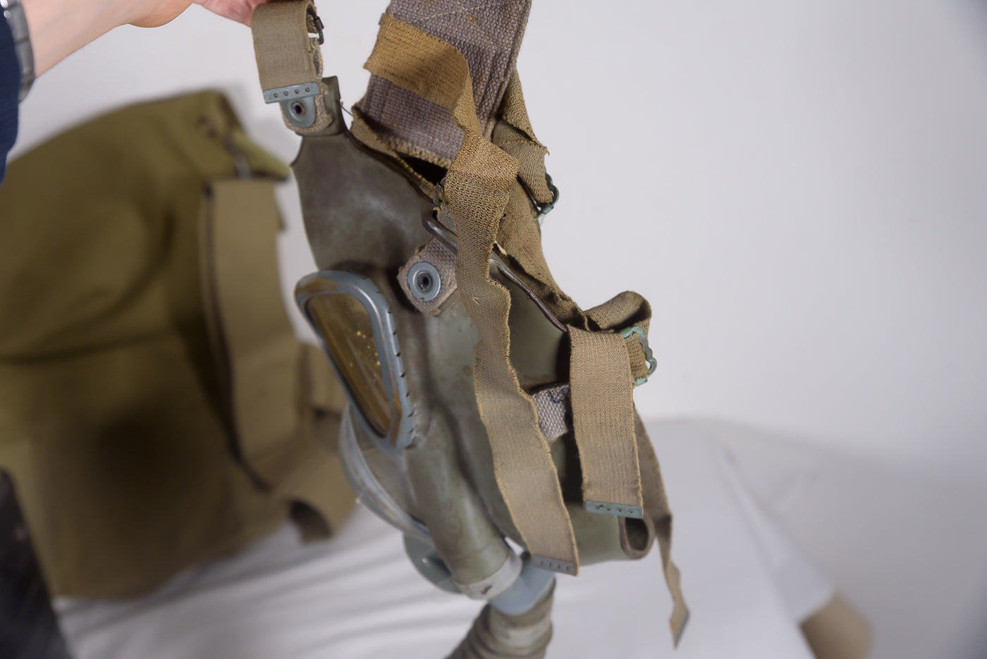 US Army WW2 - Gas mask Service M.3