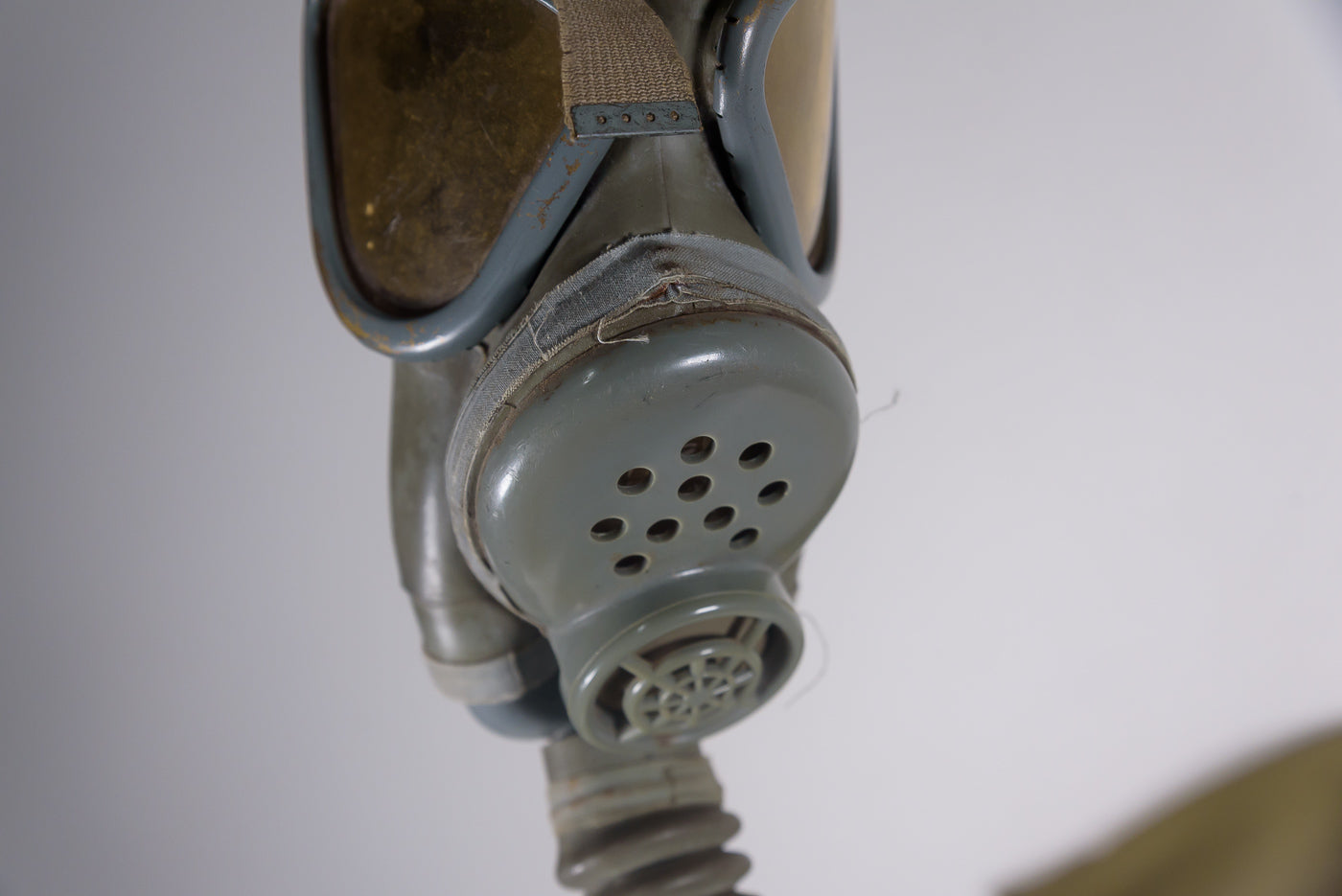 US Army WW2 - Gas mask Service M.3