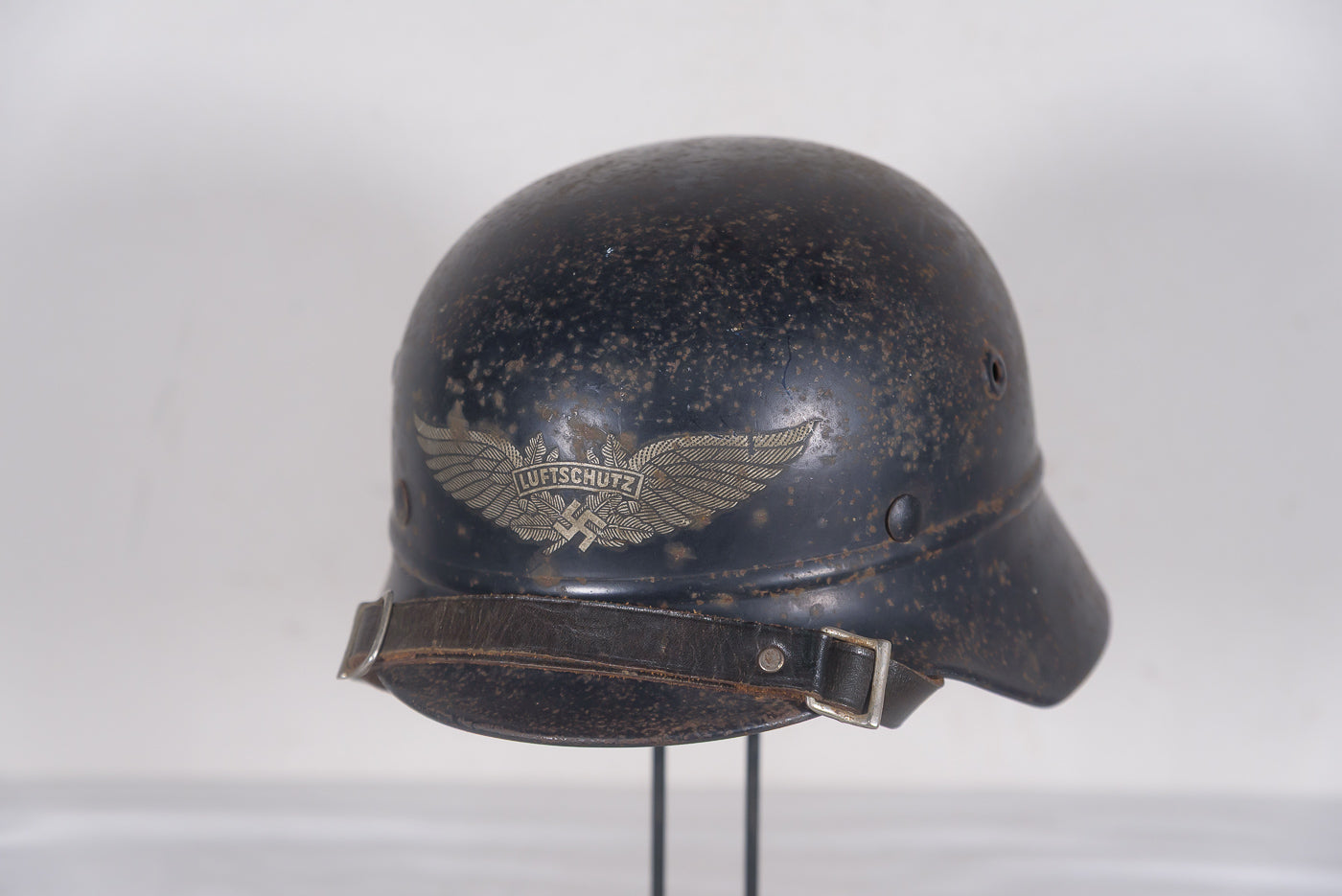 Elmetto M.40 "Beaded" Luftschutz WW2
