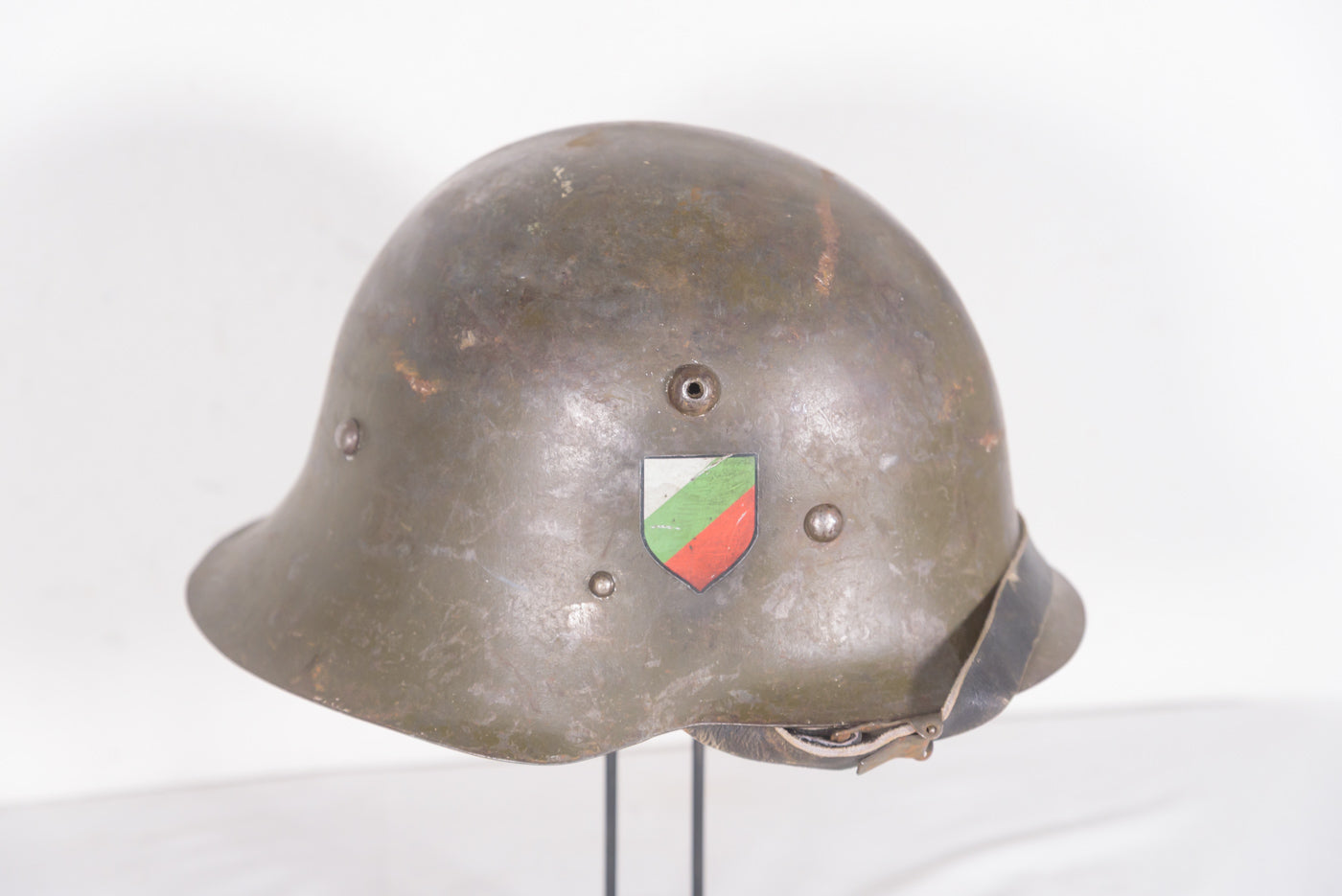 Elmetto Bulgaro M.36/C monodecal