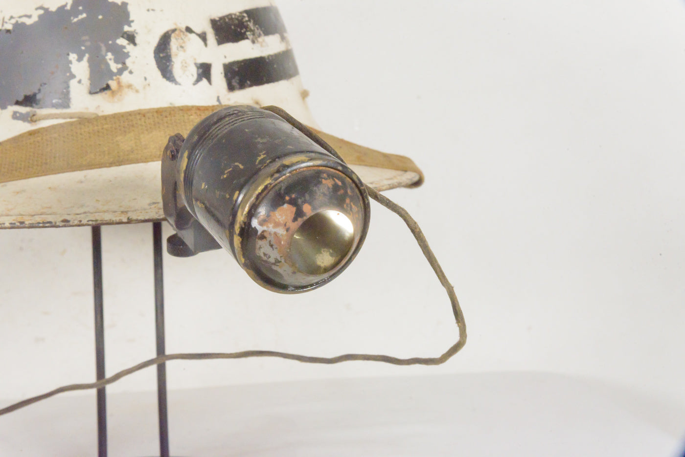 Elmetto Inglese "Zuckermann" FG con torcia - WW2