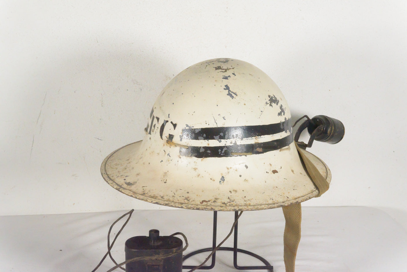 Elmetto Inglese "Zuckermann" FG con torcia - WW2