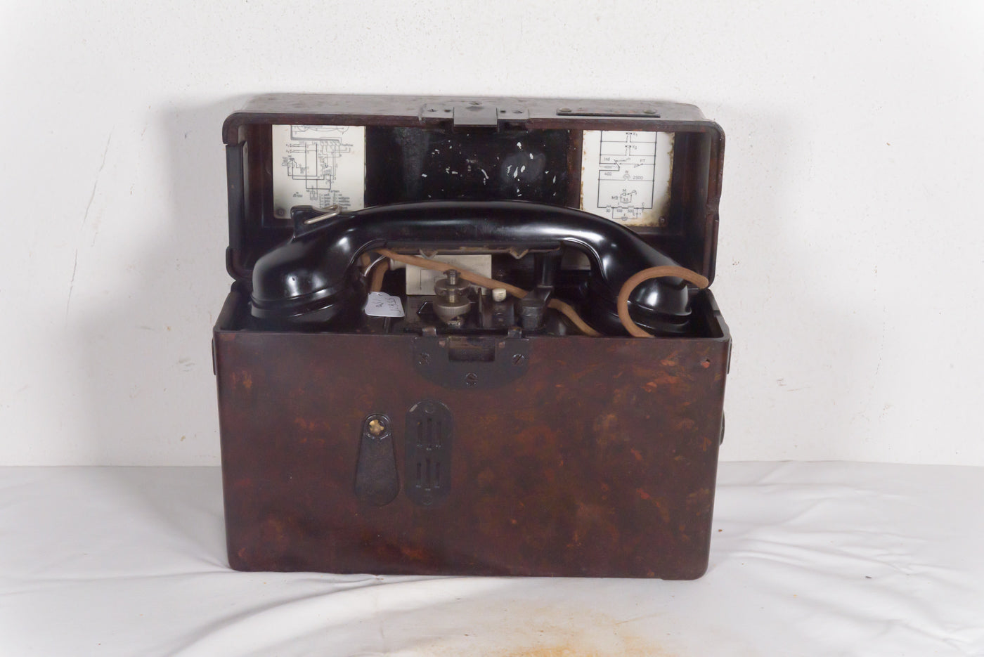 Feldfernsprecher 33, telefono da campo WH WW2