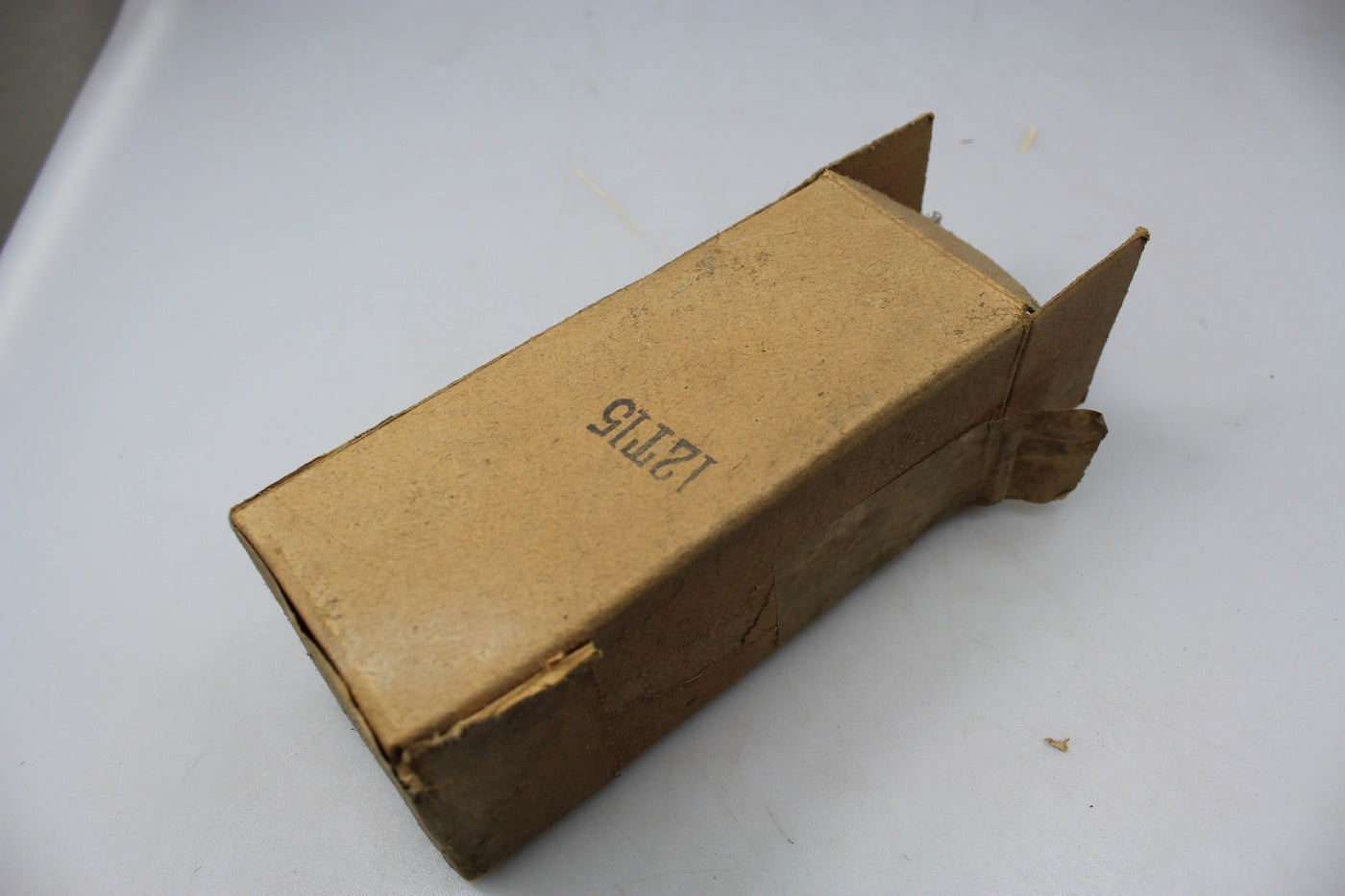 Valvola ZT-15 per apparato radio WW2