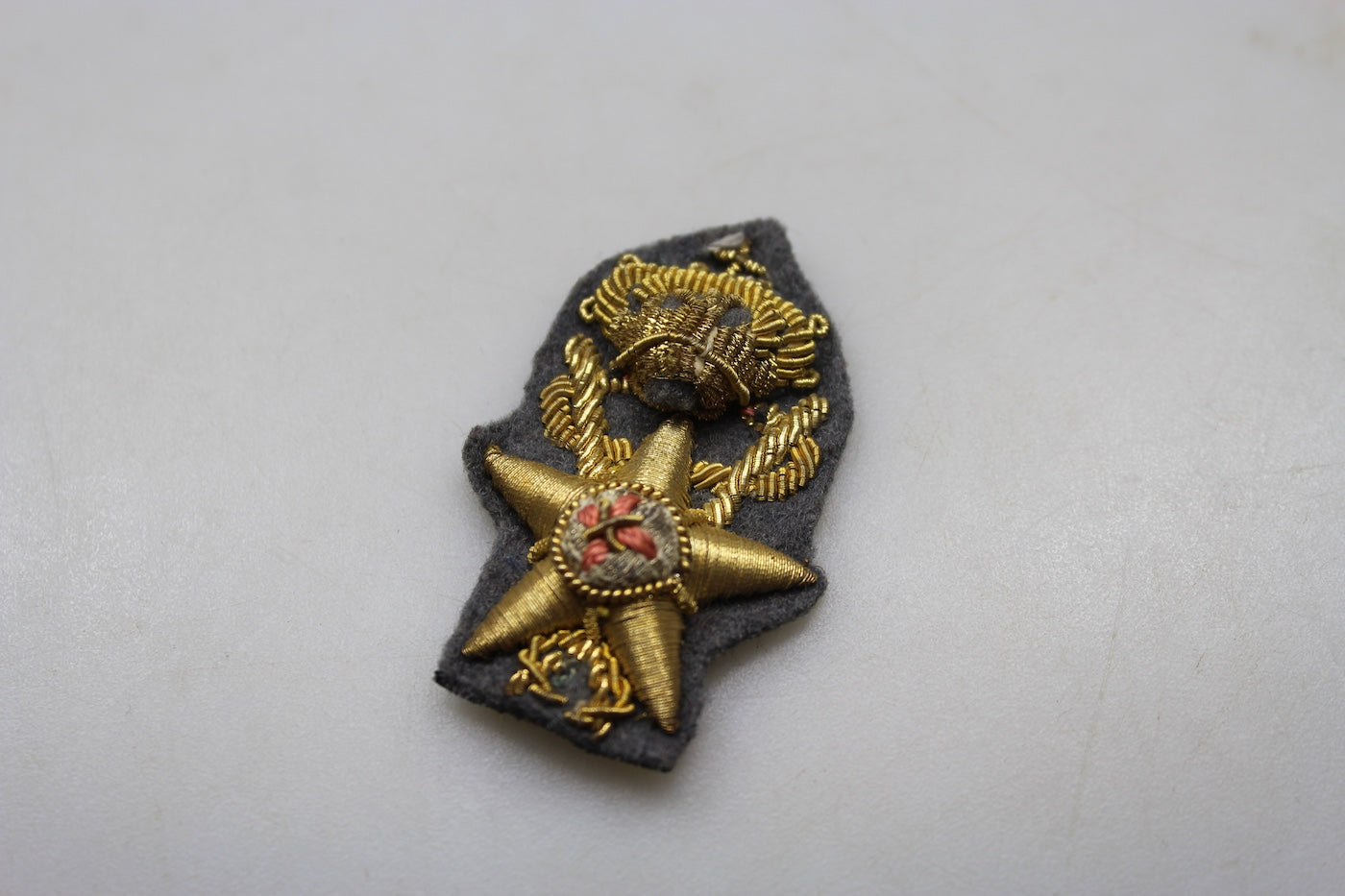 Fregio bustina Ufficiale Medico REI WW 2