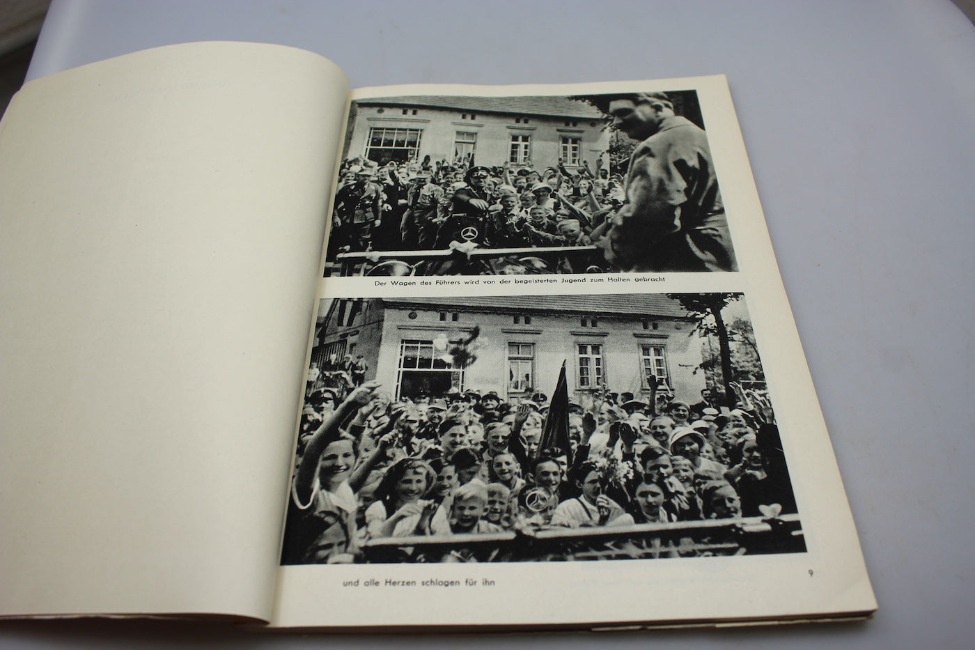 “Jugend um Hitler " – H.Hoffmann