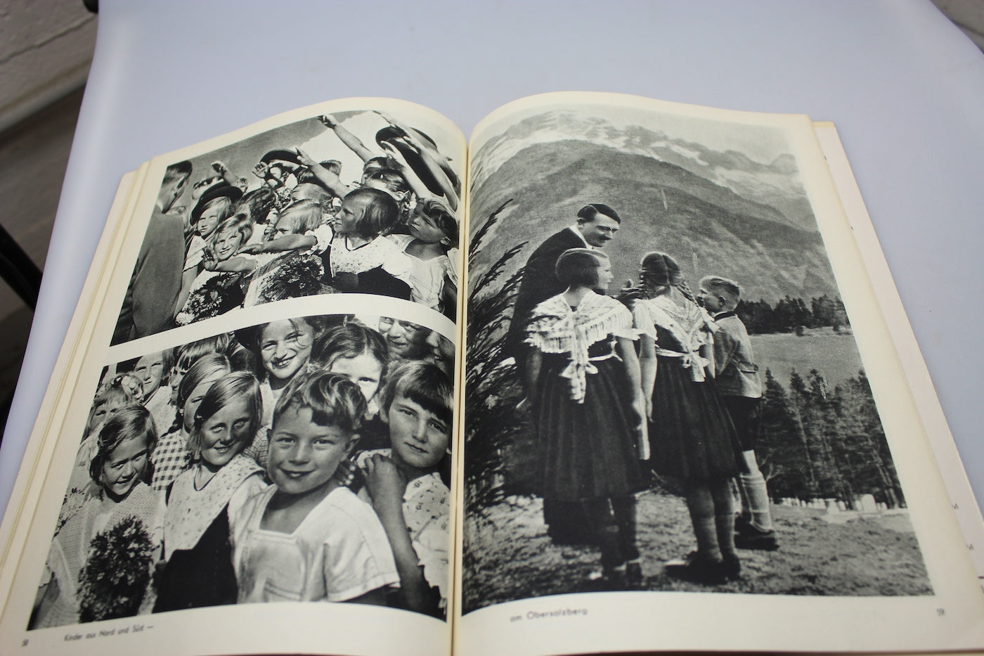 “Jugend um Hitler " – H.Hoffmann