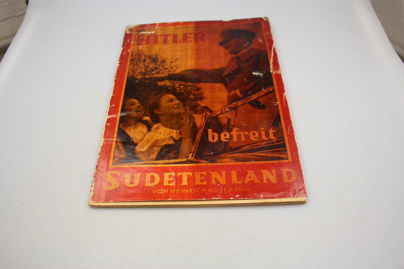 “Hitler befreit Sudeteland” H.Hoffman