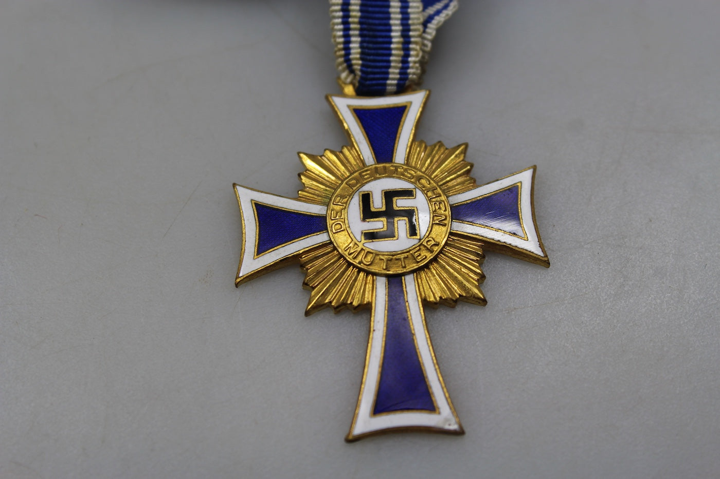 Mutterkreuz 1^ Classe "Gold" con scatola