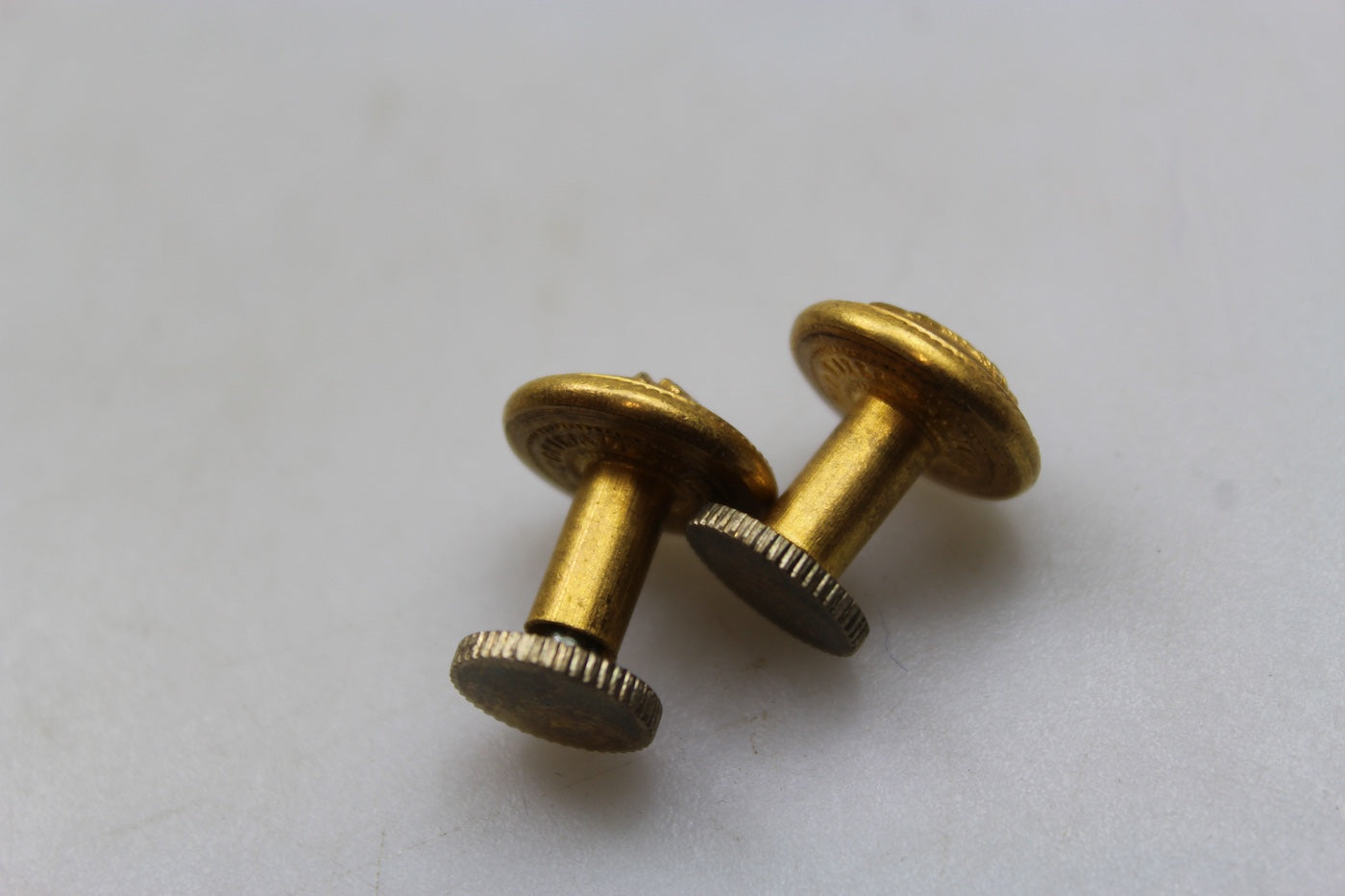 Coppia bottoni a vite spalline M.34 Ufficiale RA