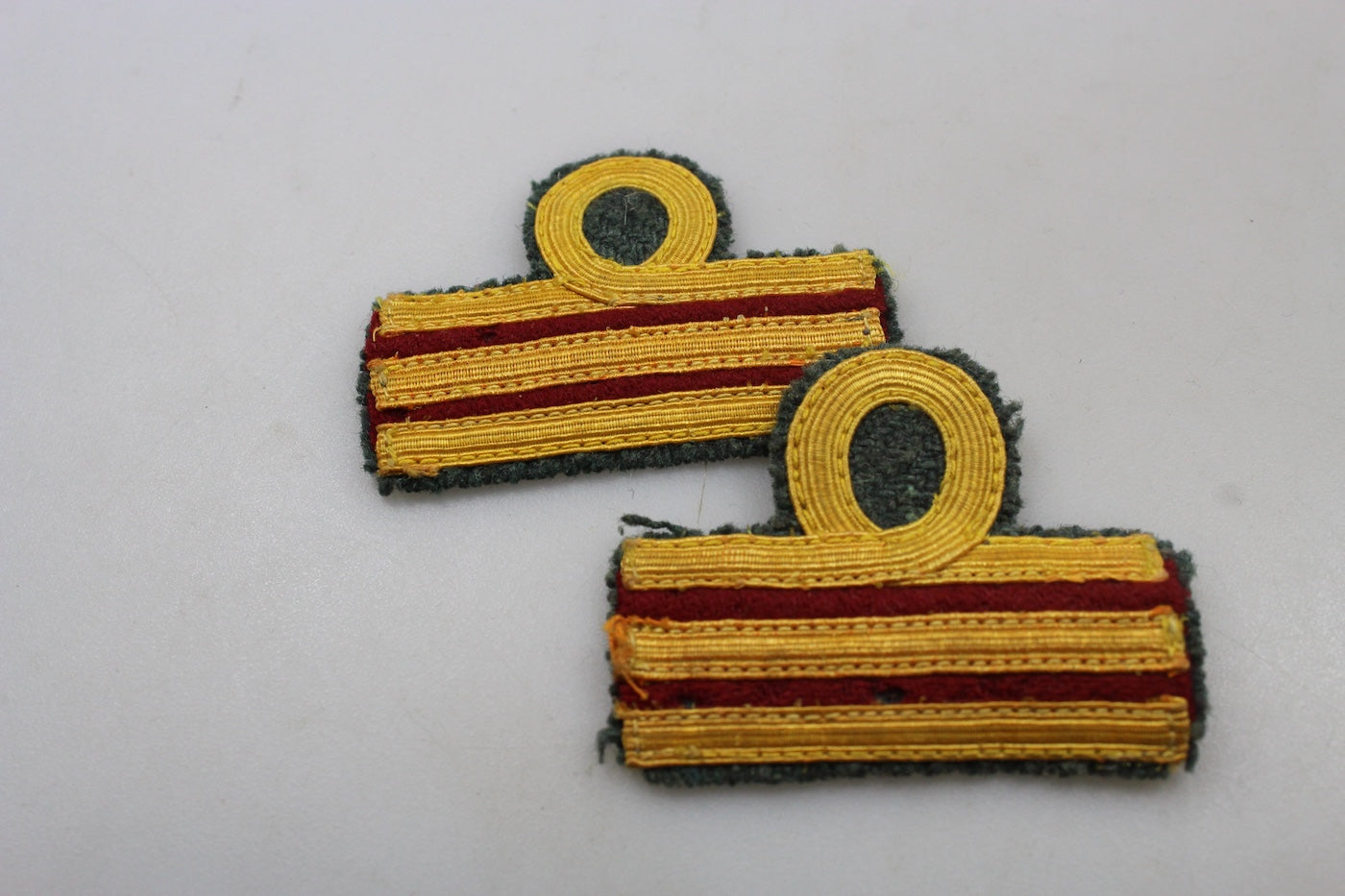 Coppia gradi ridotti Capitano Sanità REI WW2