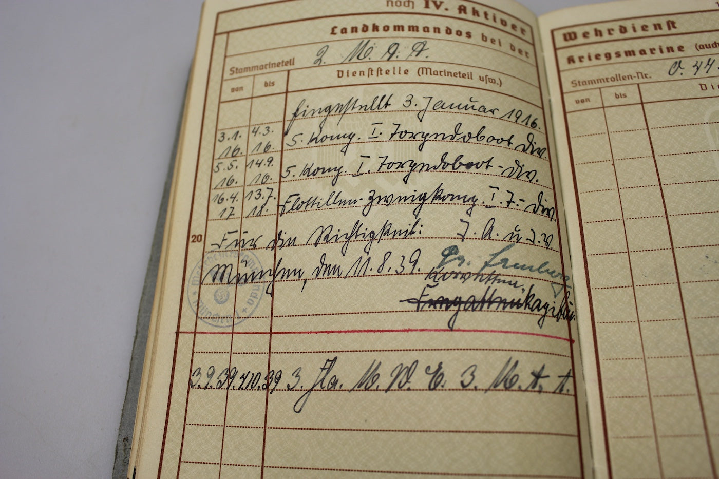 Wehrpass Kriegsmarine con piastrino di riconoscimento WW1