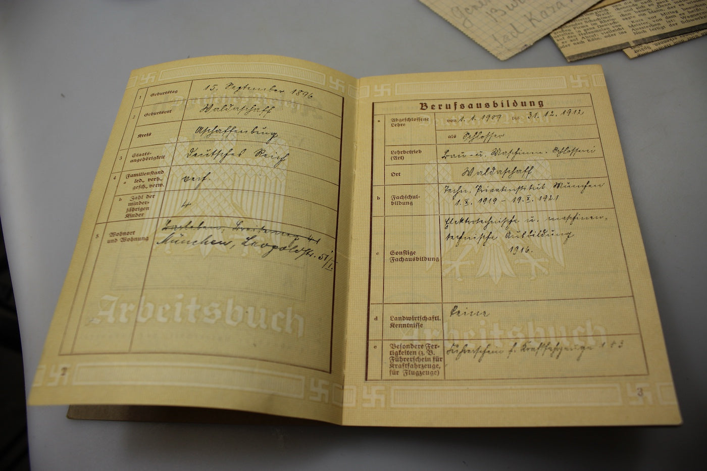 Arbeitsbuch + Vaterlandische Front anni 30/40, foto 3
