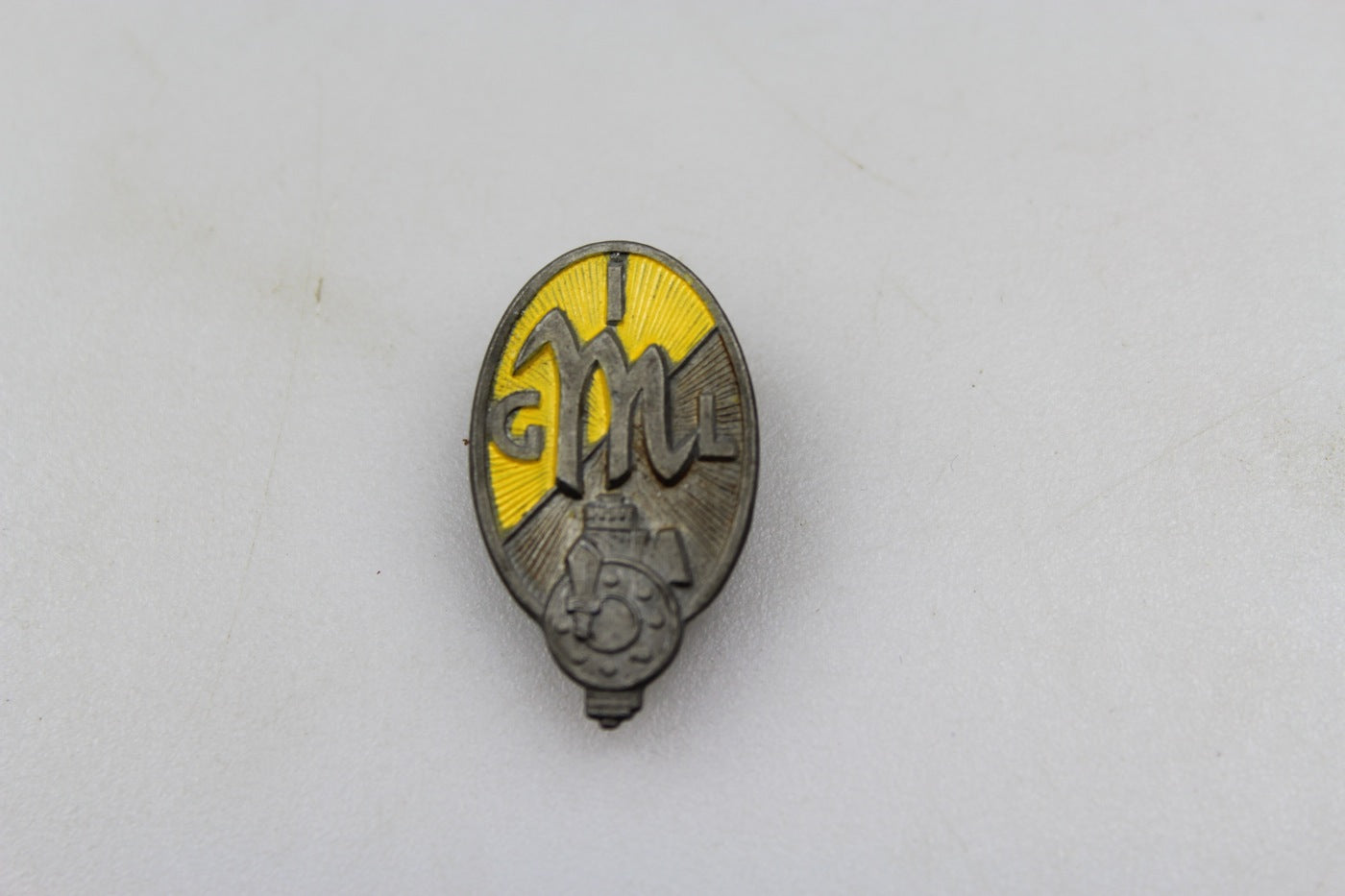 Pin da bavero GIL produzione di fine guerra
