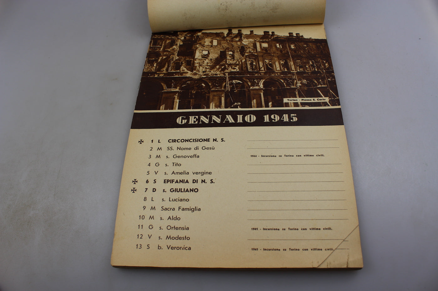 Calendario da muro del 1945,
