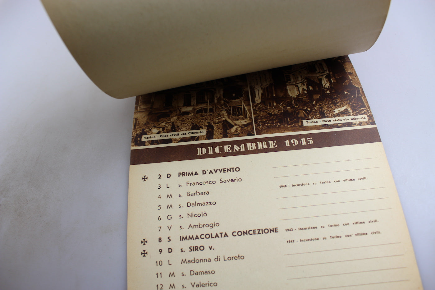 Calendario da muro del 1945,