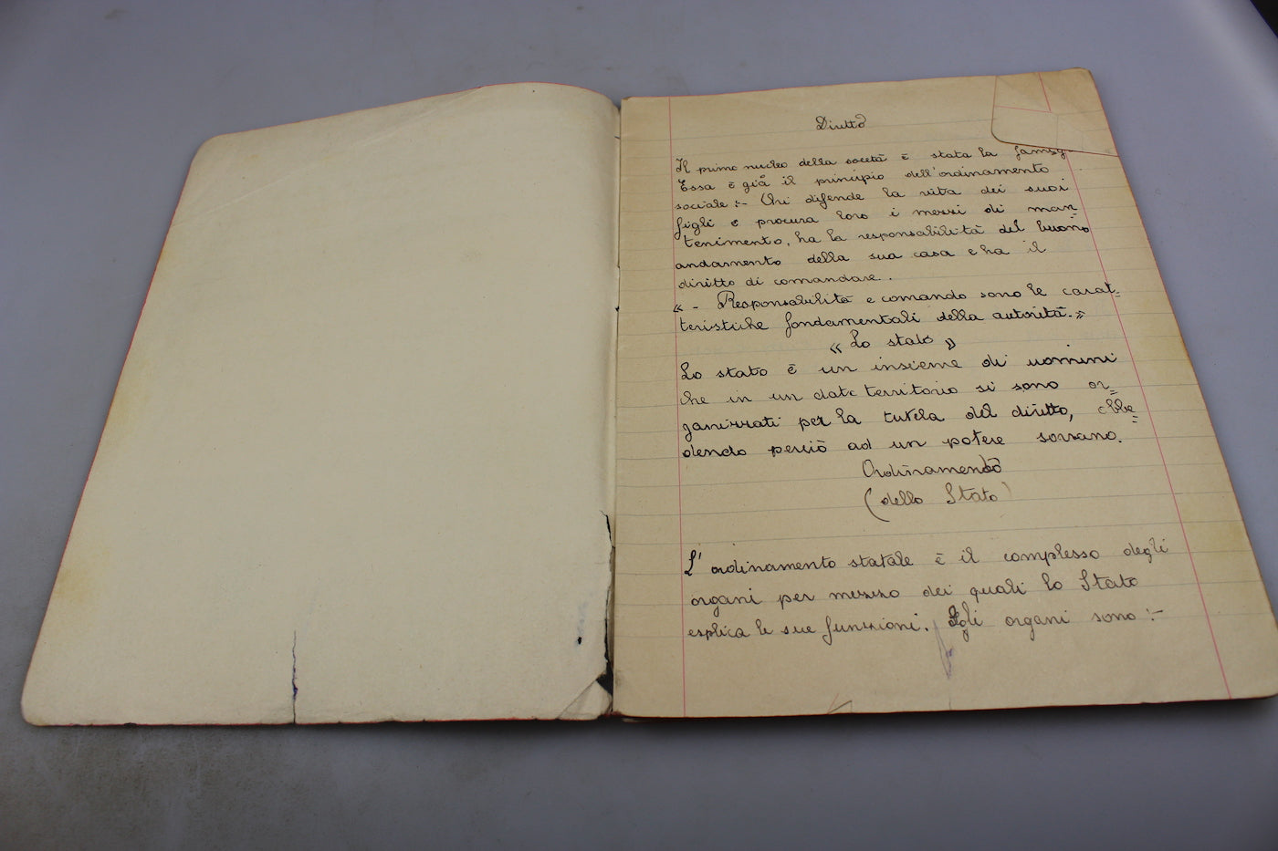 Quaderno scolastico con Mussolini che inaugura Littoria