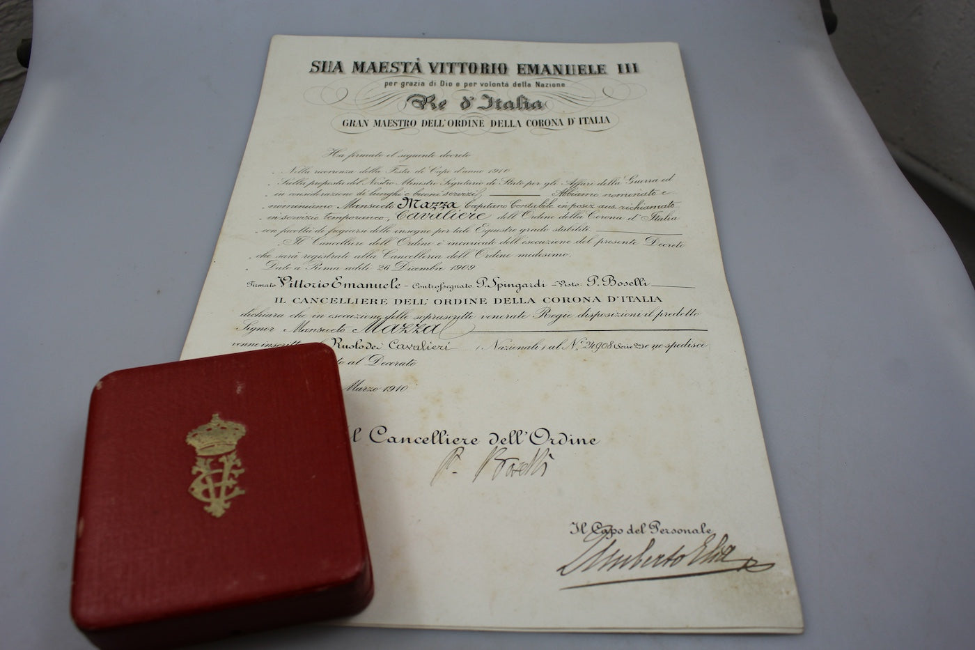 Croce di Cavaliere dell'Ordine della Corona d'Italia con scatola,attestato e mignon