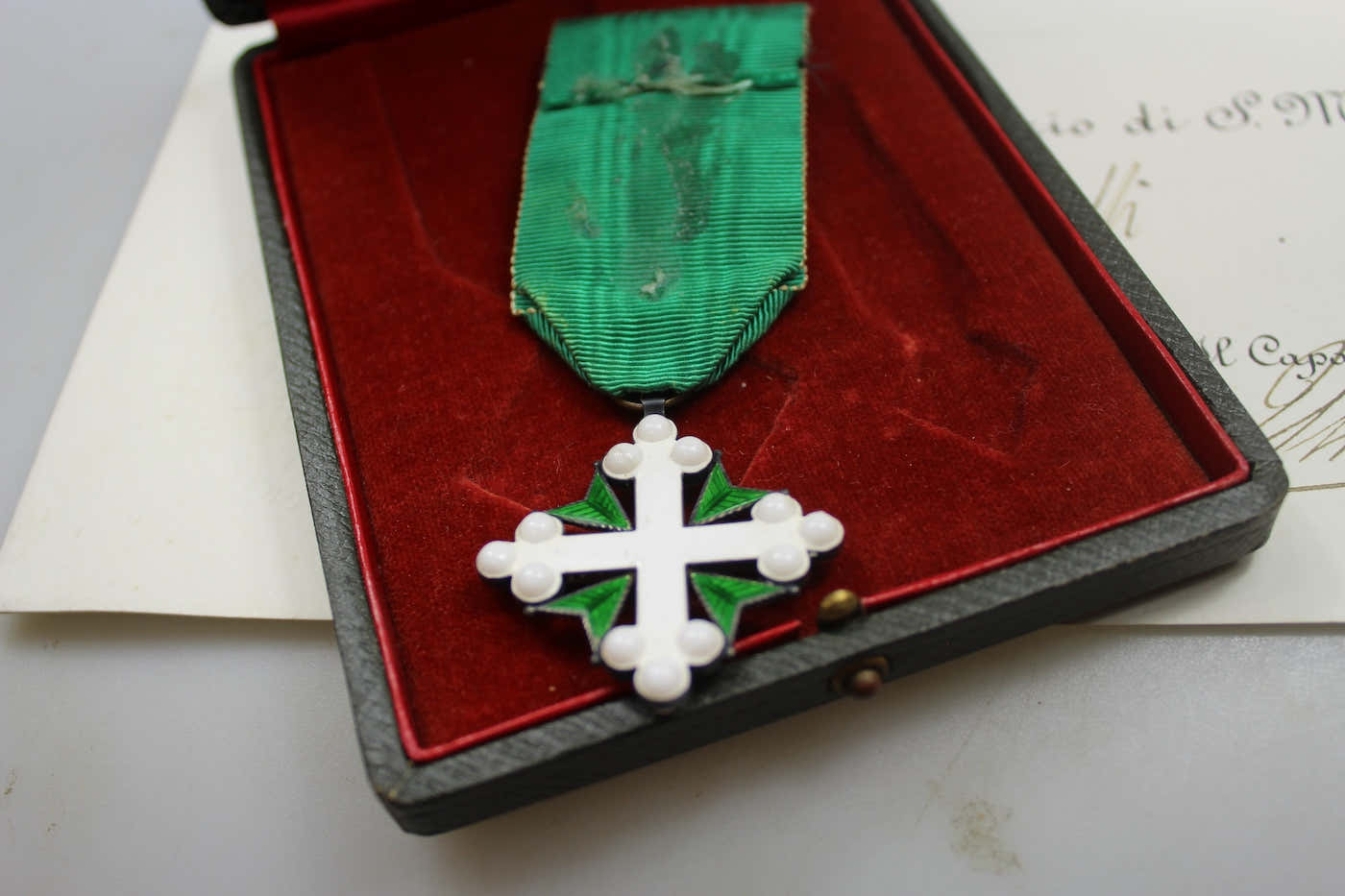 Set: Croce, scatola e attestato Ordine Santi Maurizio e Lazzaro