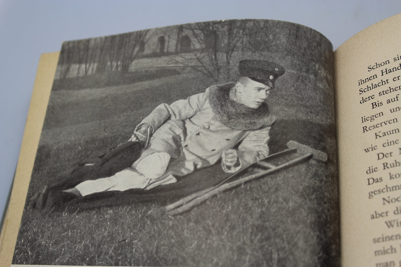 "Nun erst recht ! " - Frits Schaetzler - 1943
