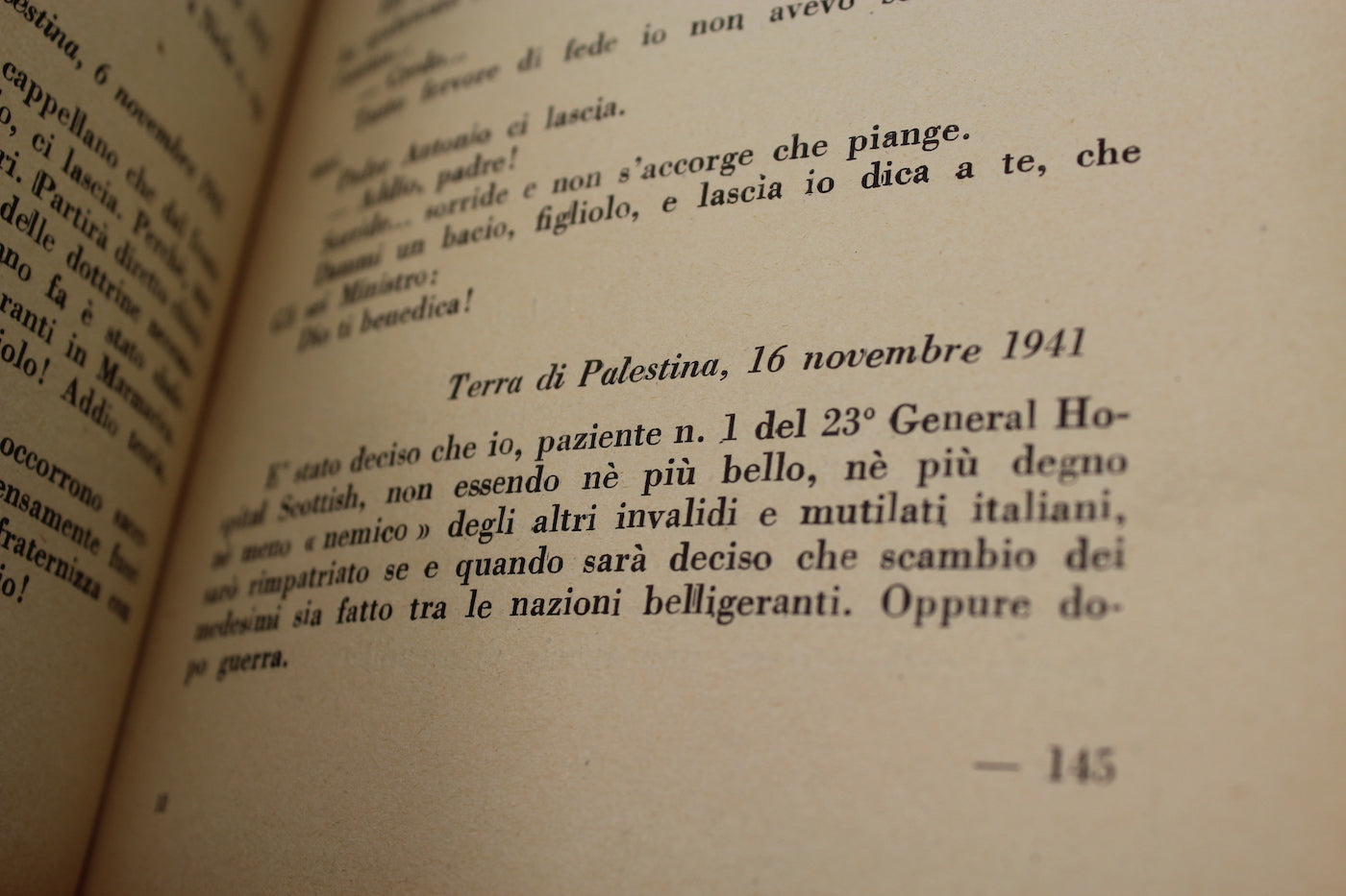 "Tra i reticolati Inglesi" A.Sorgato - 1942