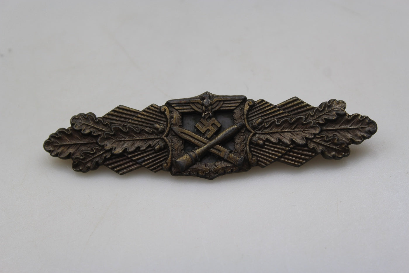 Nahakampfspange in bronzo WW2