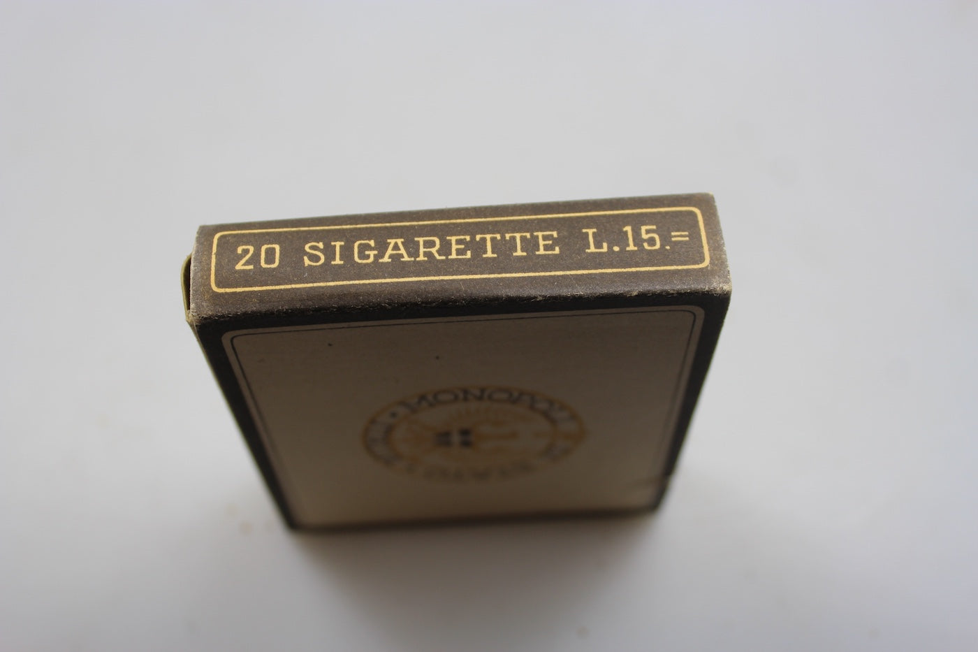 Pacchetto sigarette "Serraglio" anni 30/40'