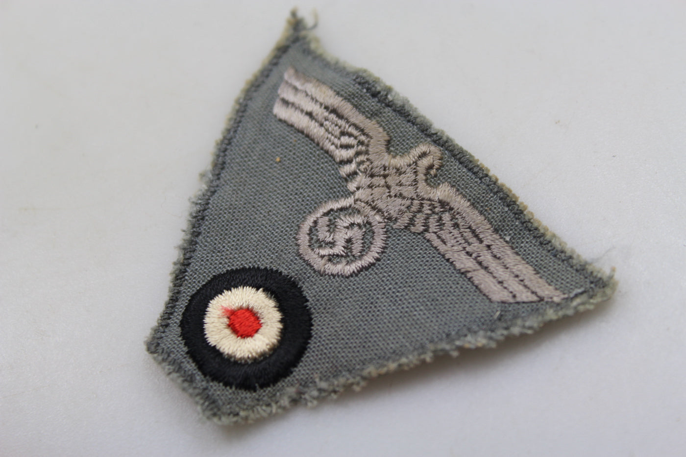 Fregio Einheitsfeldmuze M.43 Heer produzione tarda
