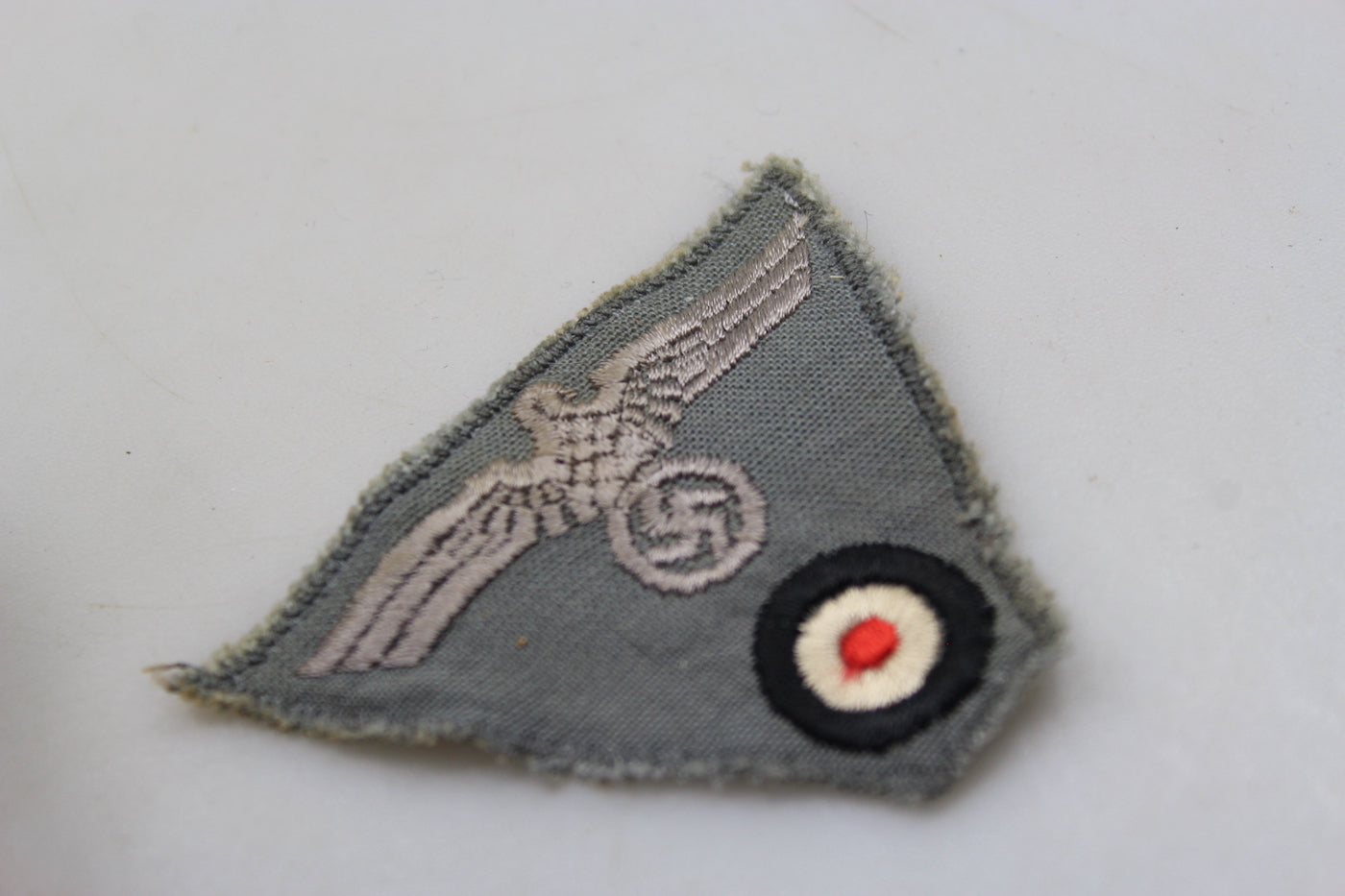 Fregio Einheitsfeldmuze M.43 Heer produzione tarda