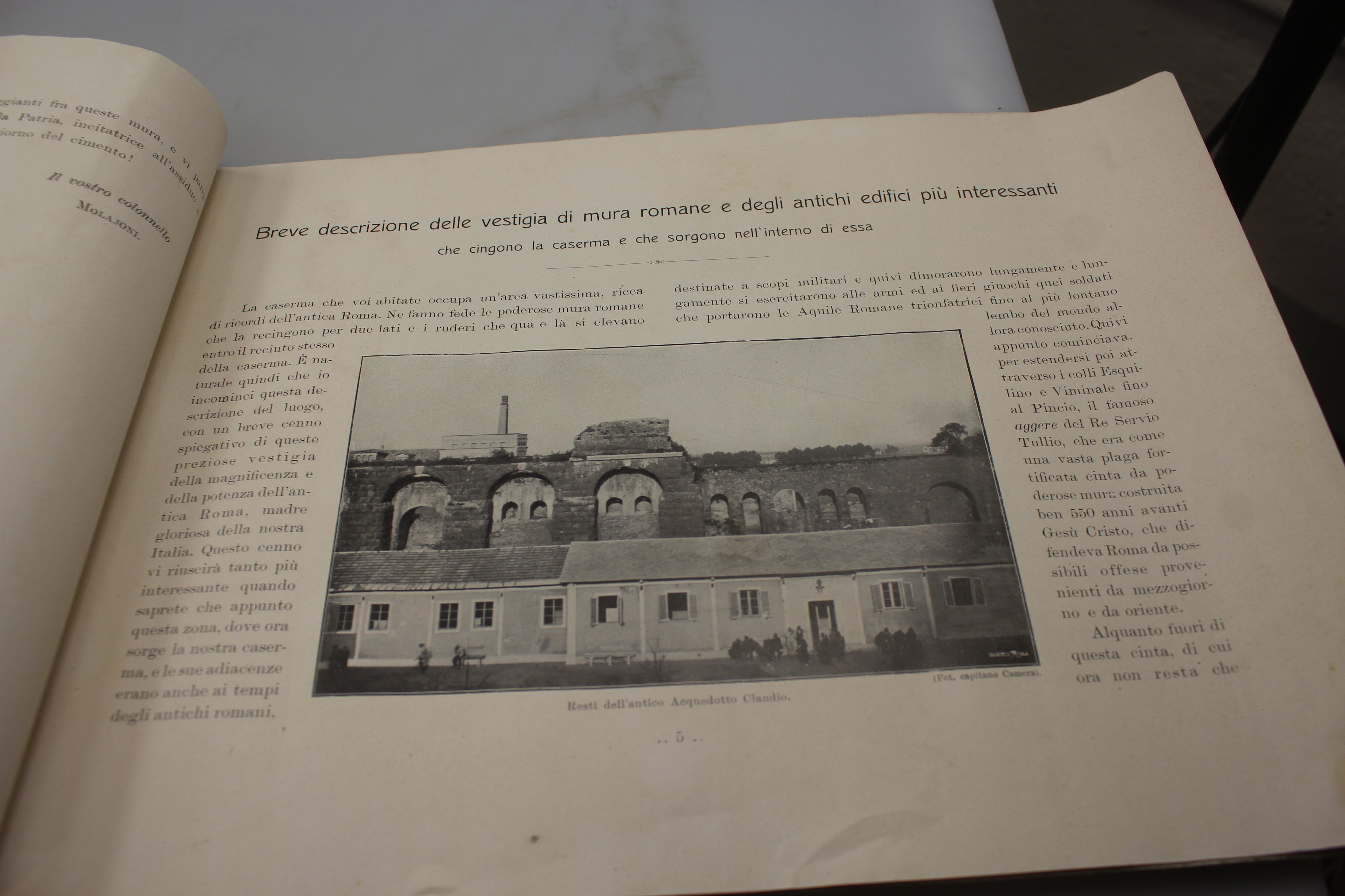 Brochure 2° Granatieri - Caserma Umberto ° anni 20/40'