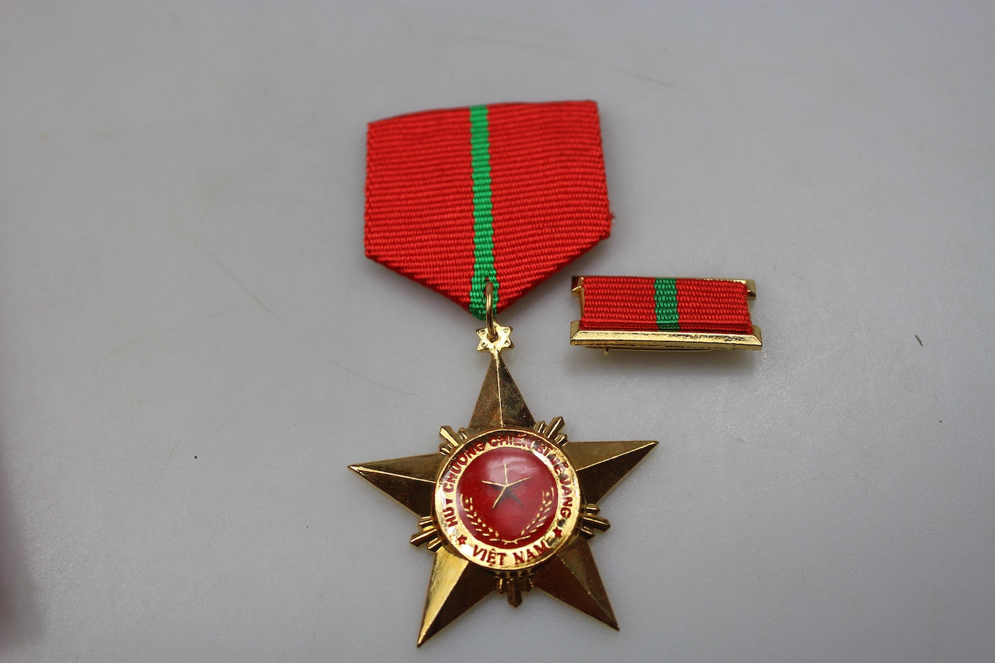 Ordine del Combattente Valoroso - Vietnam del Nord, foto 2