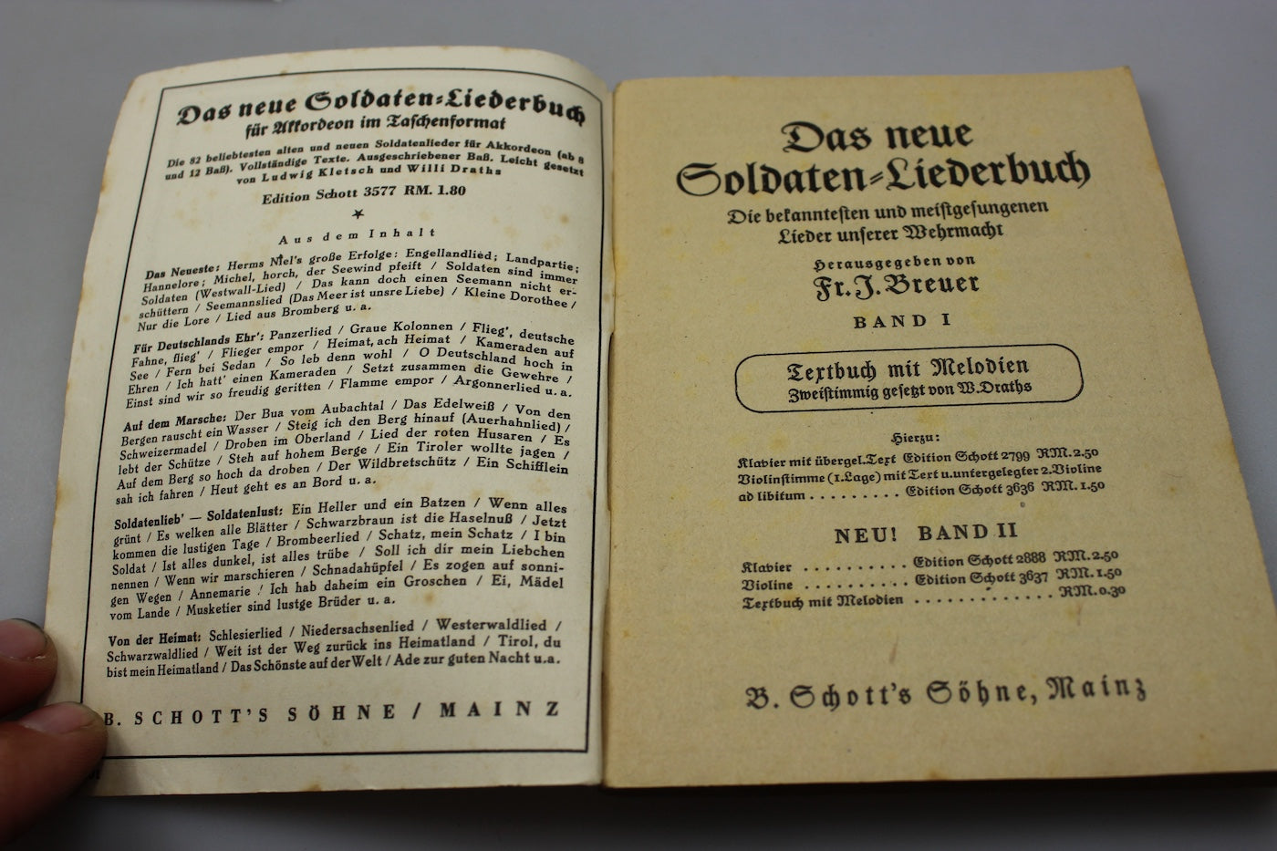 "Das zweite neue Soldaten Liederbuch" Volume 1