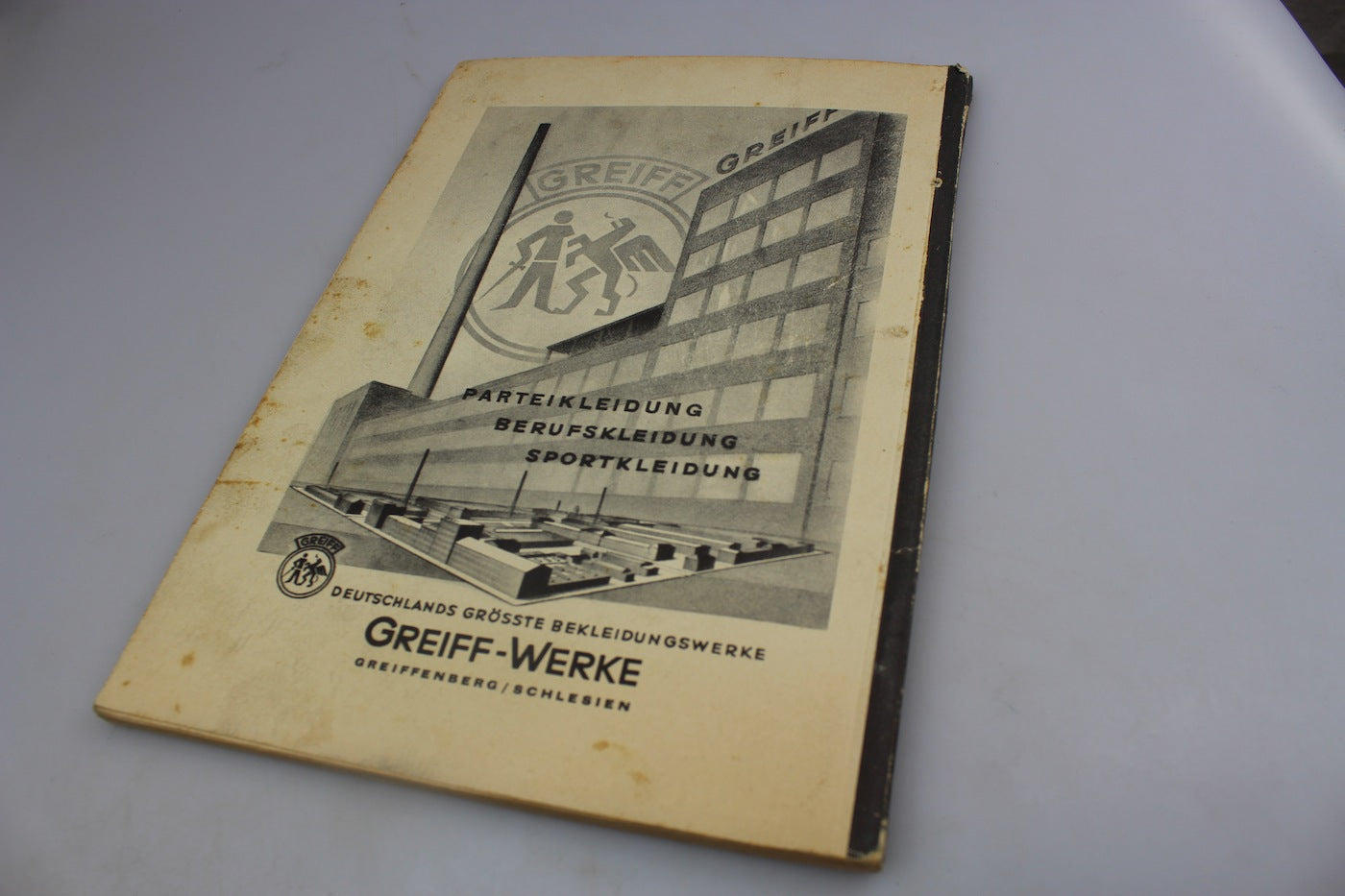 "Kalender der Deutschen Arbeiter - 1942"