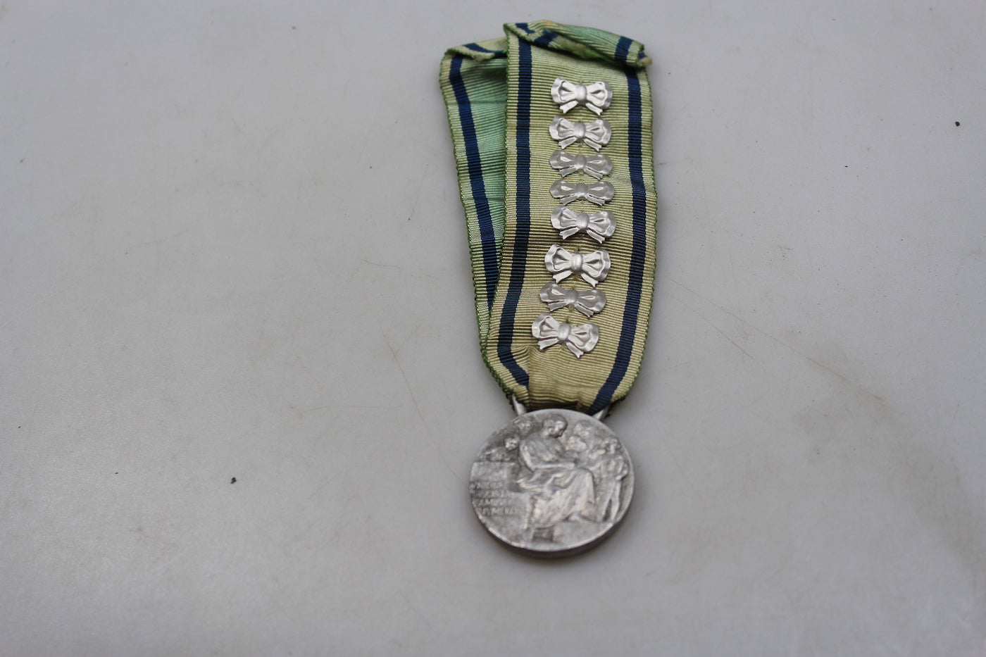 Medaglia per madri di famiglie numerose