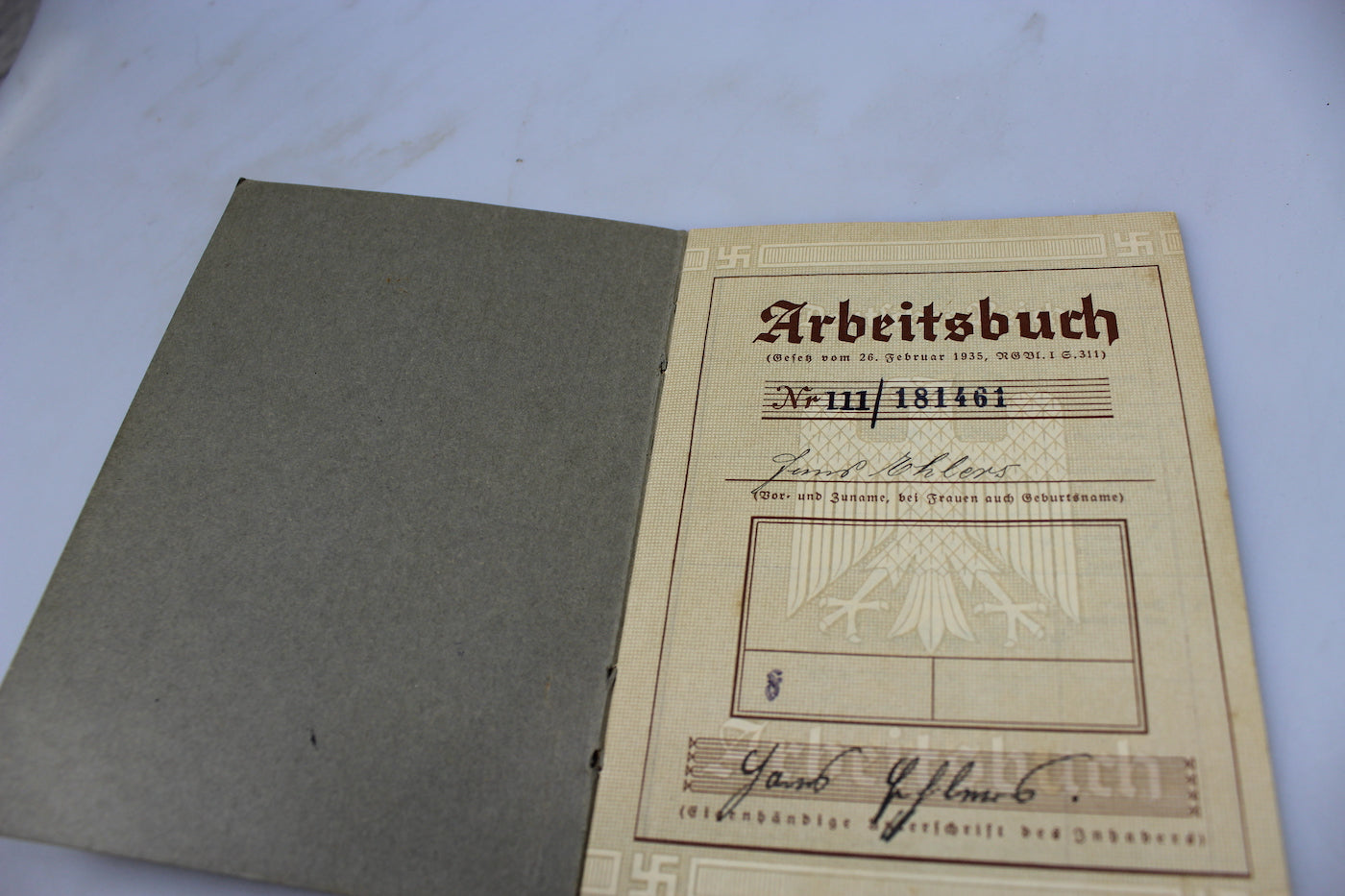 Arbeitsbuch, altri documenti e due foto unica persona
