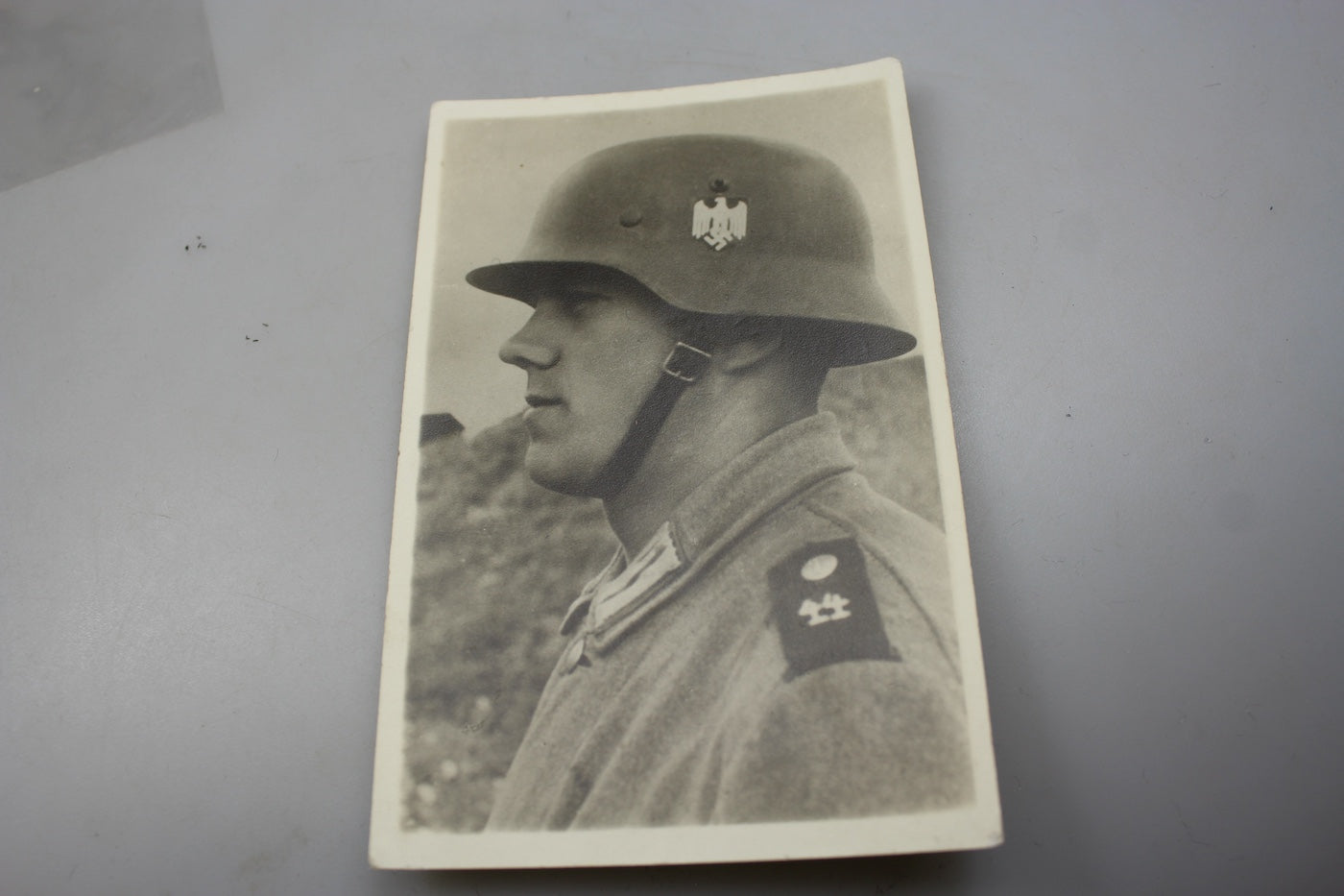 Foto studio elmetto M.35 WH WW2