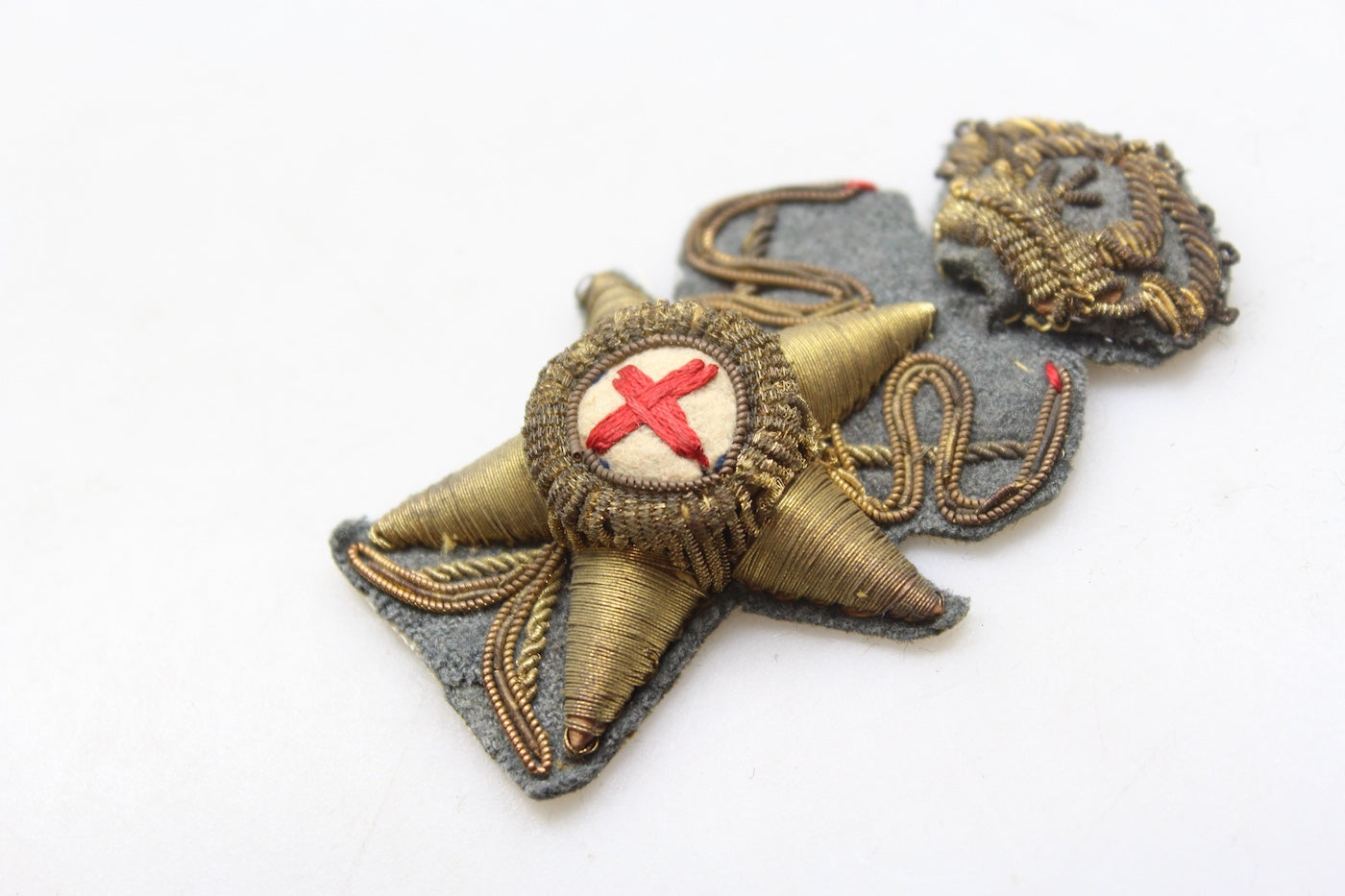 Fregio per berretto 34 Ufficiale  Sanità REI WW 2